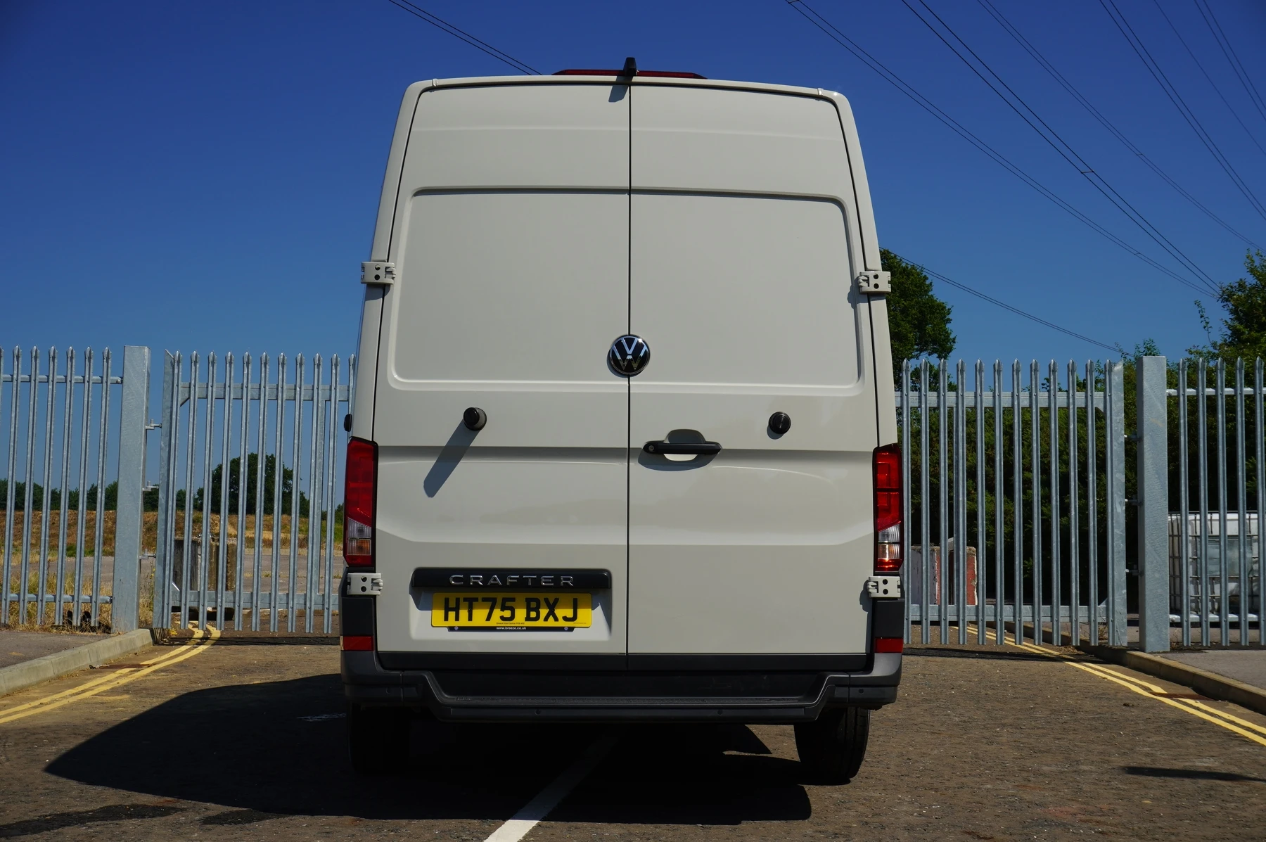Volkswagen-Crafter-image-8