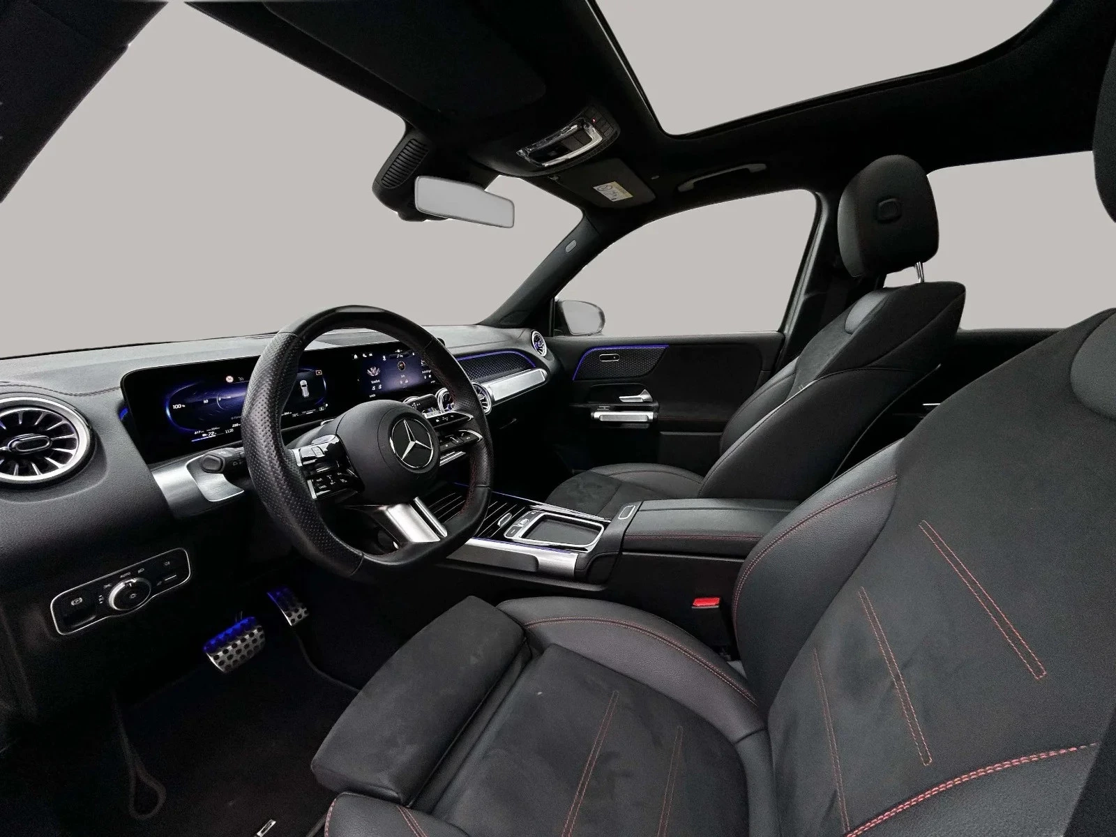 Mercedes-Benz-EQB-image-9