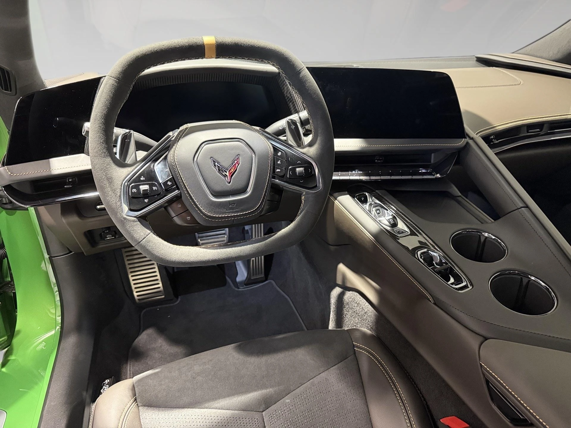 Chevrolet-Corvette-image-4