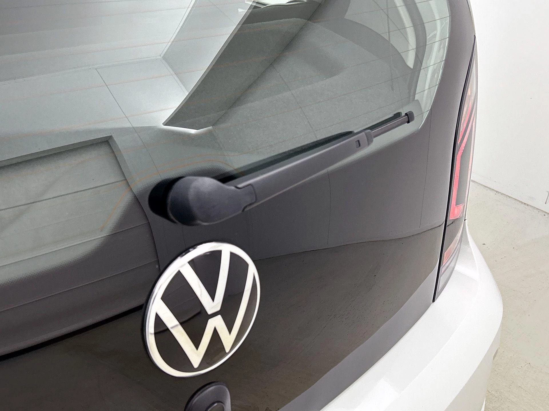 Volkswagen-up!-image-10