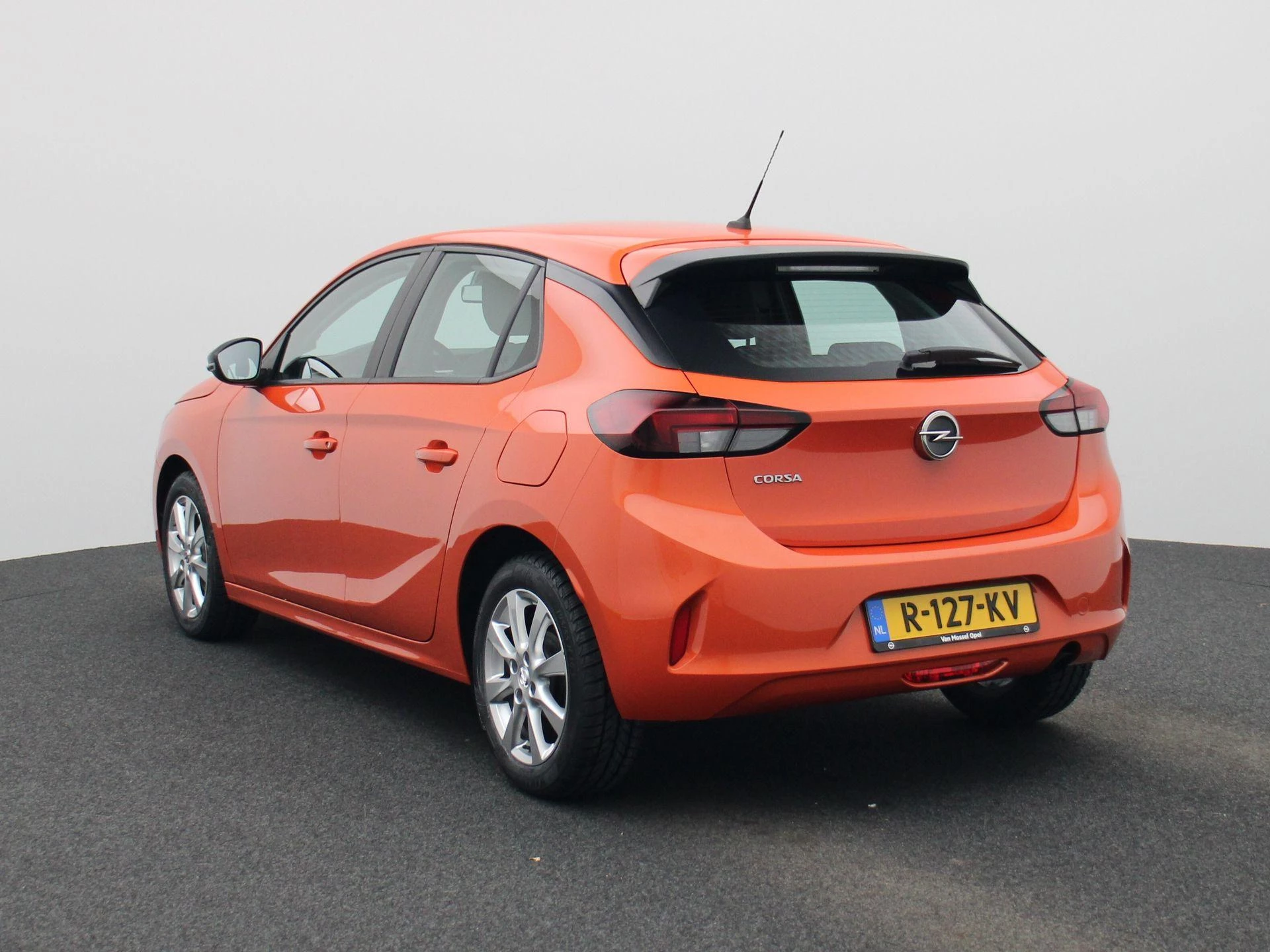 Opel-Corsa-image-1