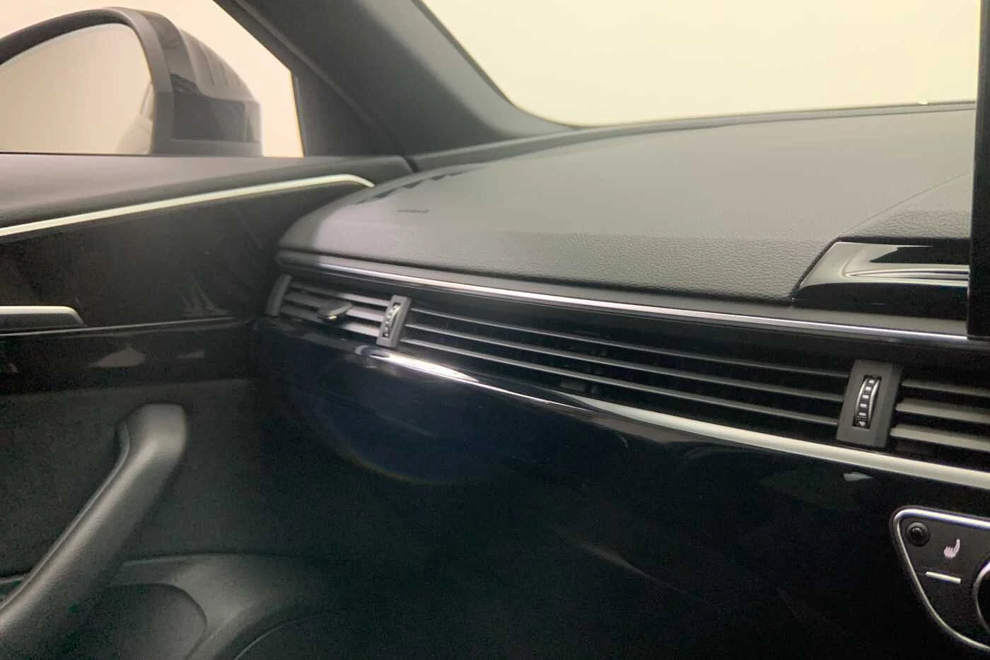 Audi-A4-image-21