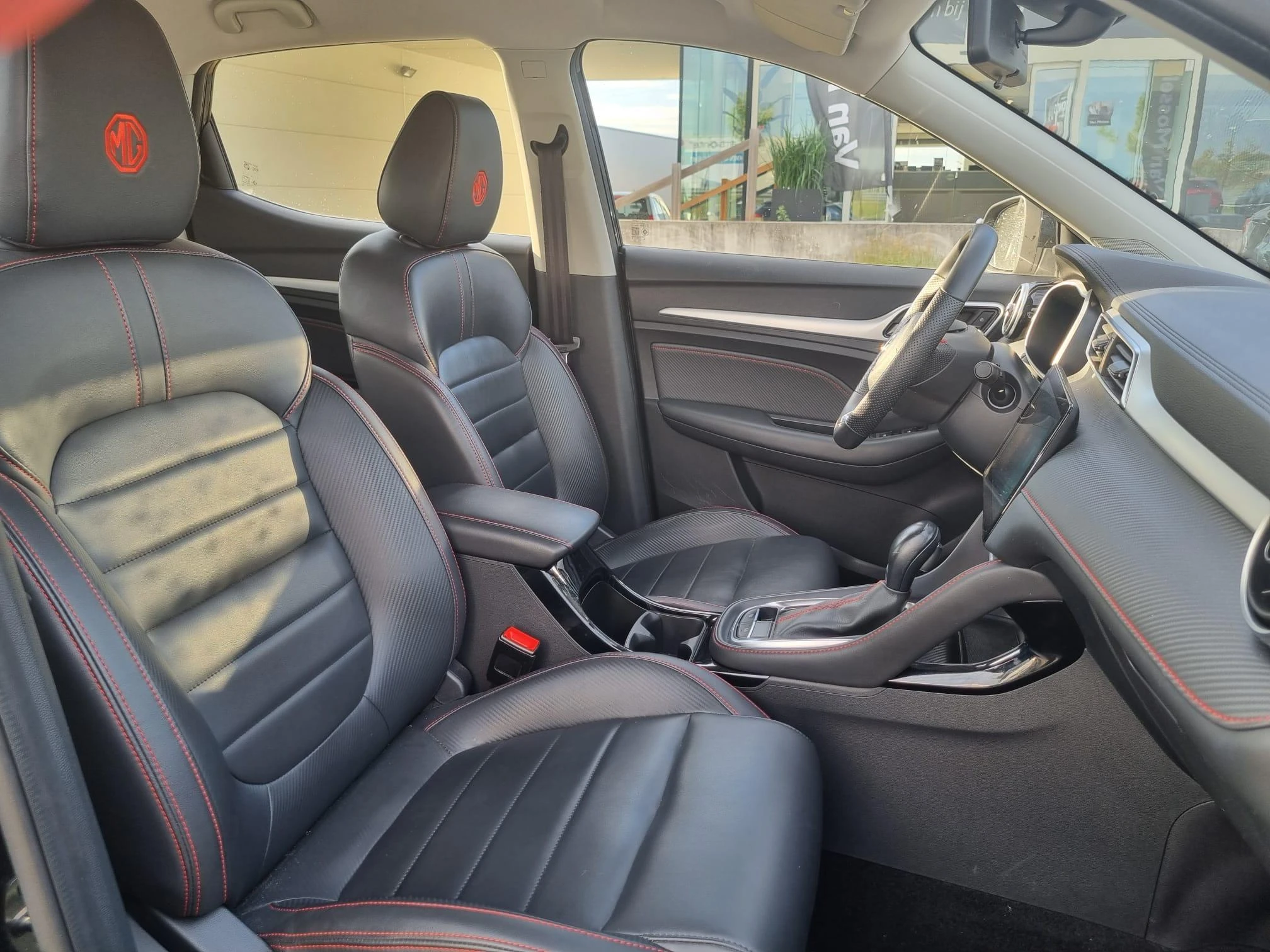 MG-ZS-image-28