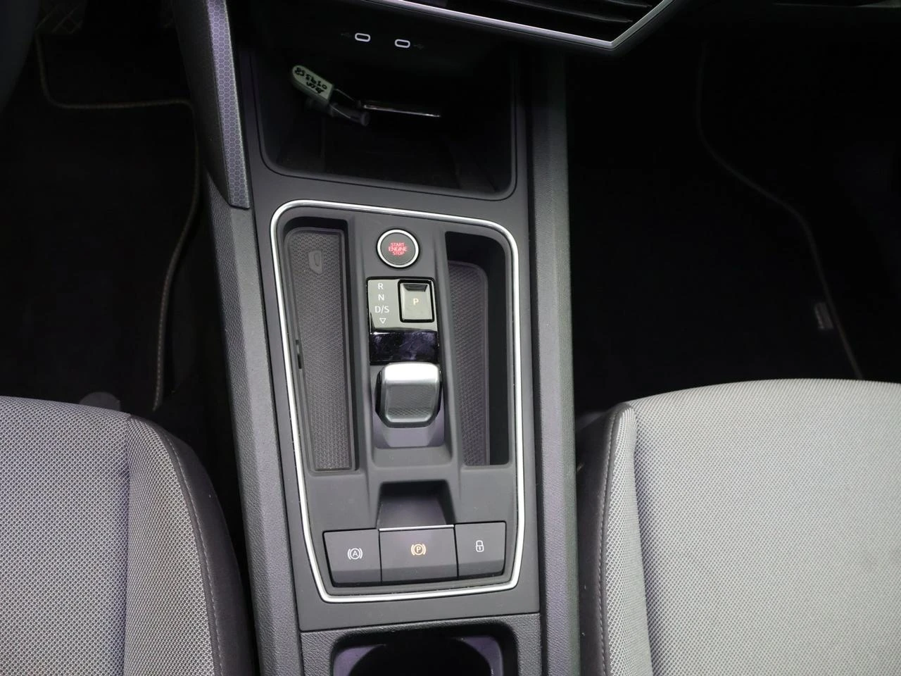 SEAT-Leon-image-16