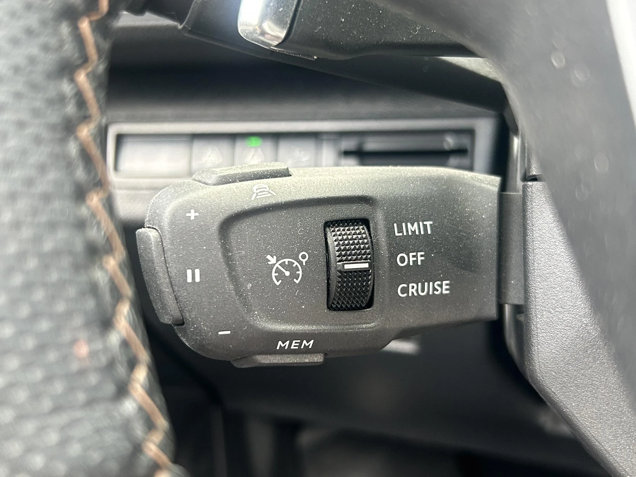 Peugeot-3008-image-20