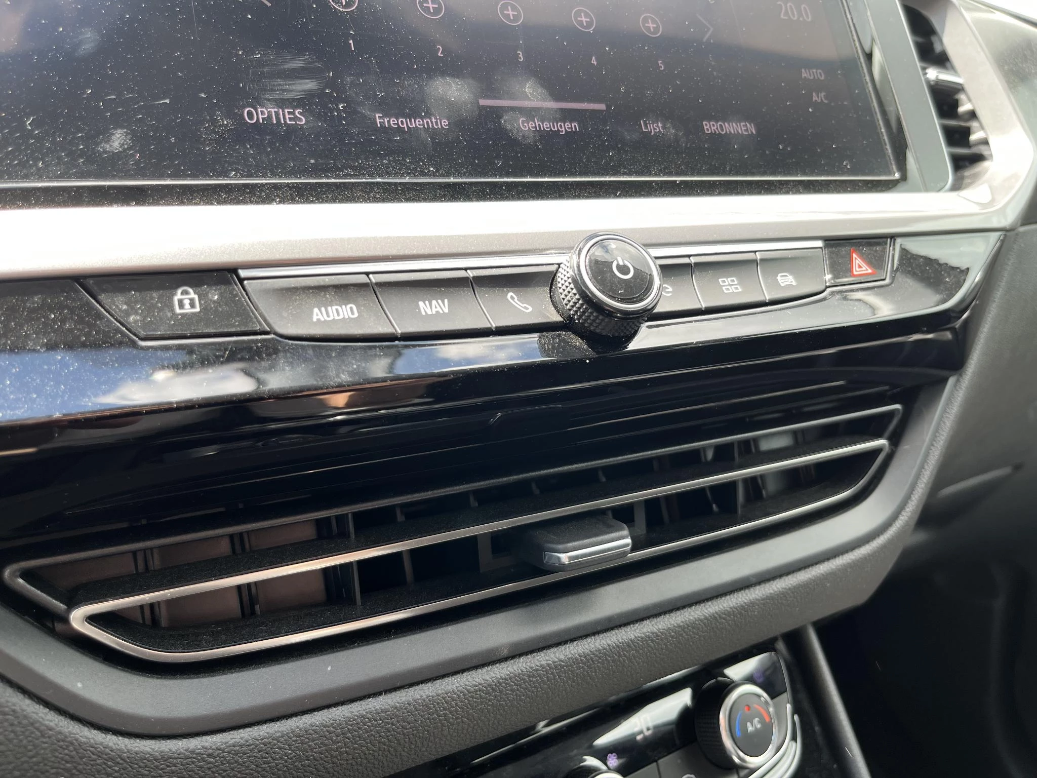Opel Grandland 1.6 Turbo Plug-In Hybrid GS