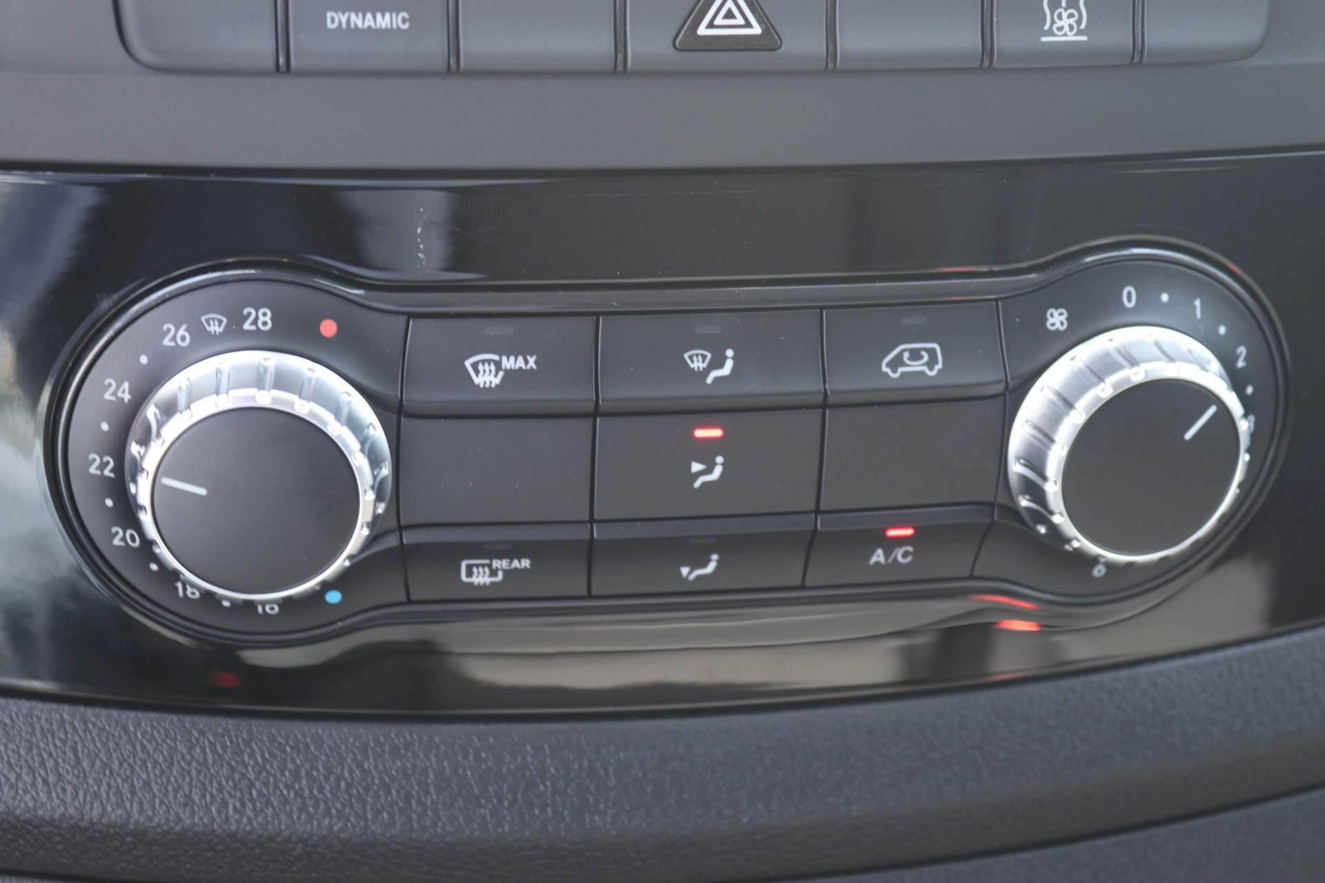 Mercedes-Benz eVito eVito 112 L2 60 kWh /AIRCO/NAVI/CAMERA/SNELLADEN