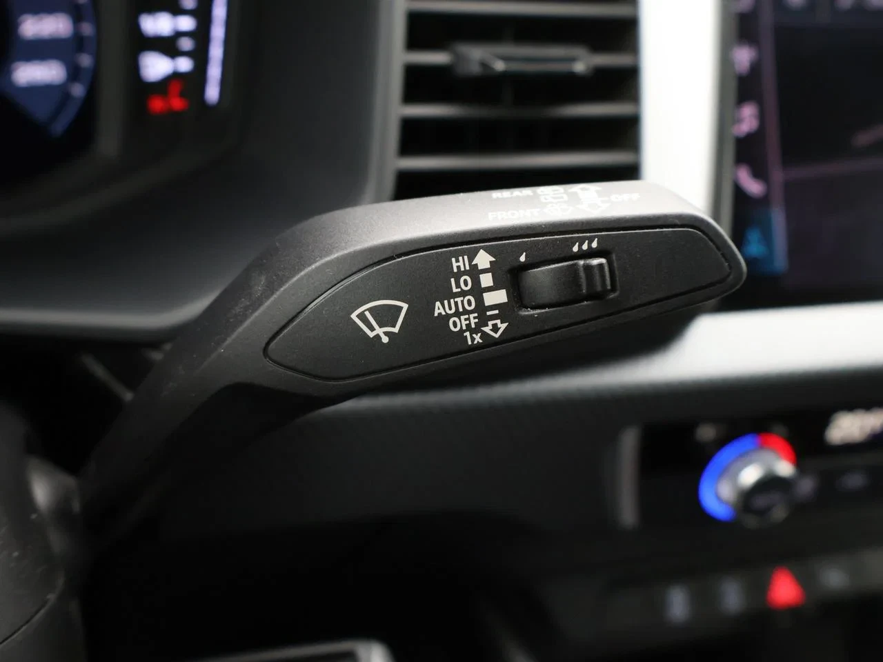 Audi-A1 Sportback-image-16