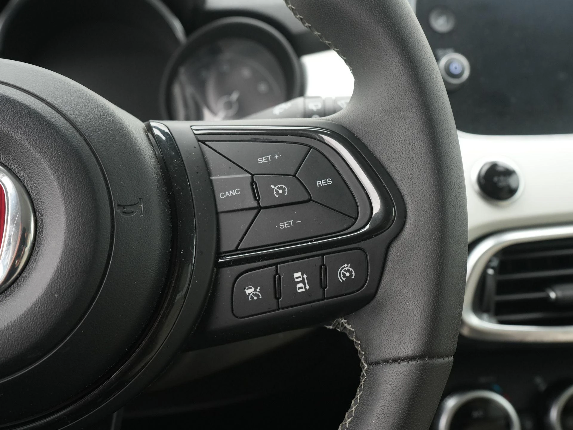 Fiat-500X-image-22