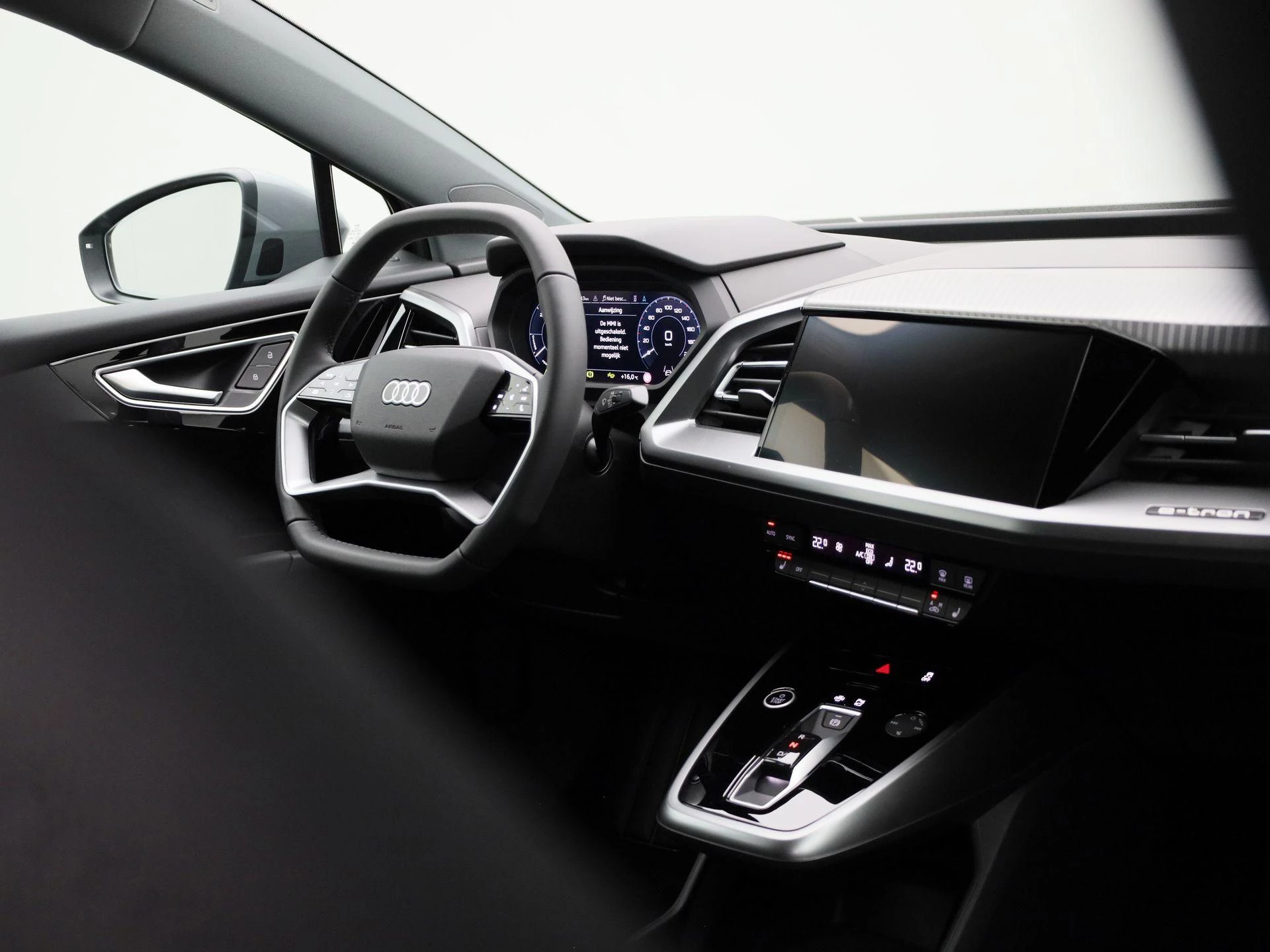 Audi-Q4 e-tron-image-45