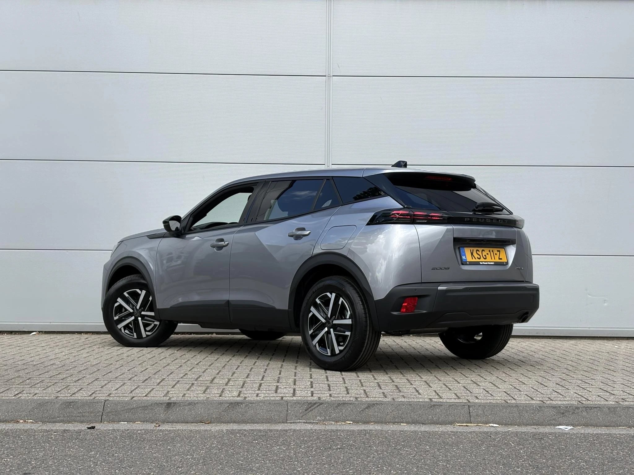 Peugeot-2008-image-3