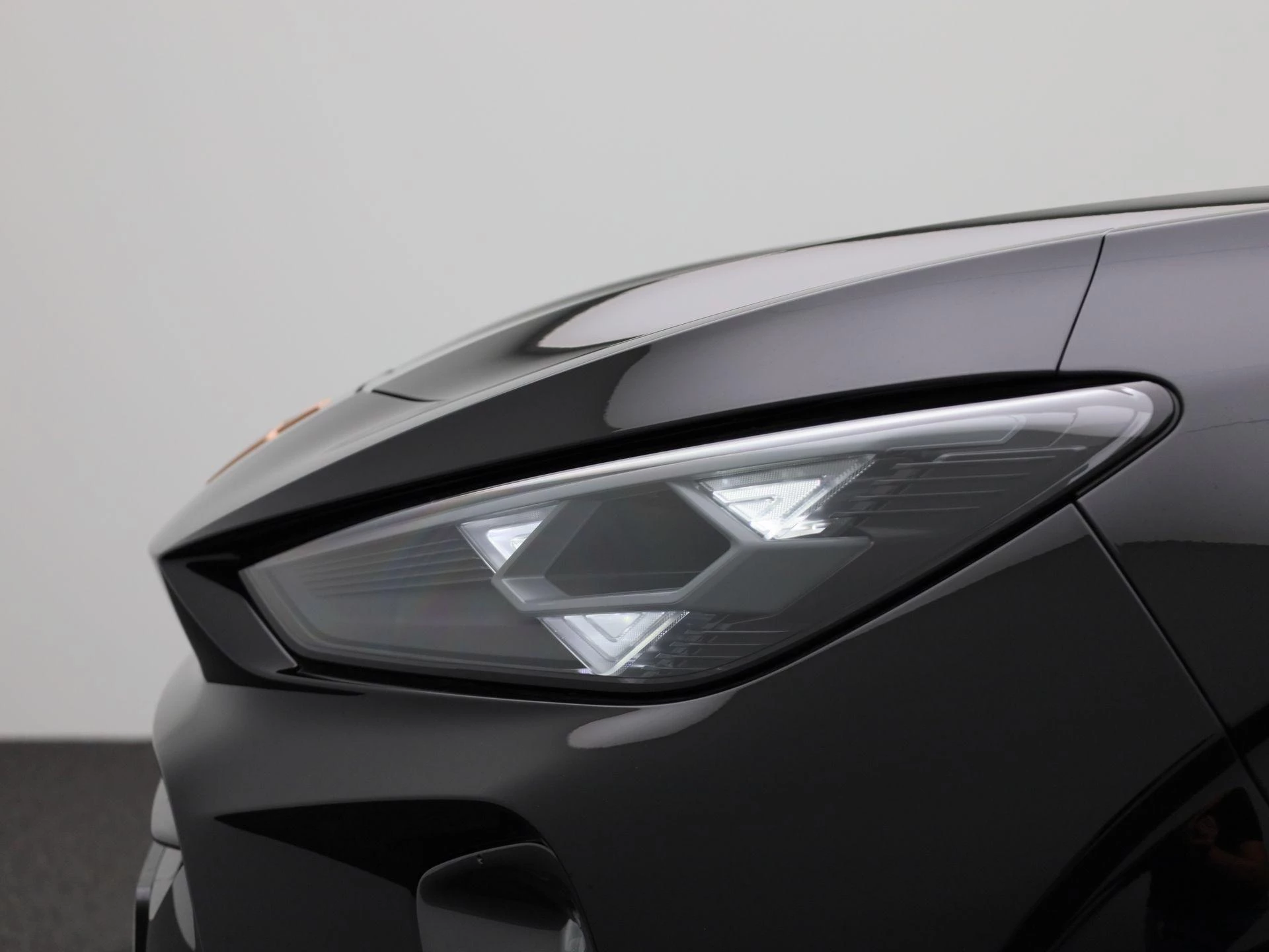 CUPRA Terramar 1.5 TSI e-Hybrid Business