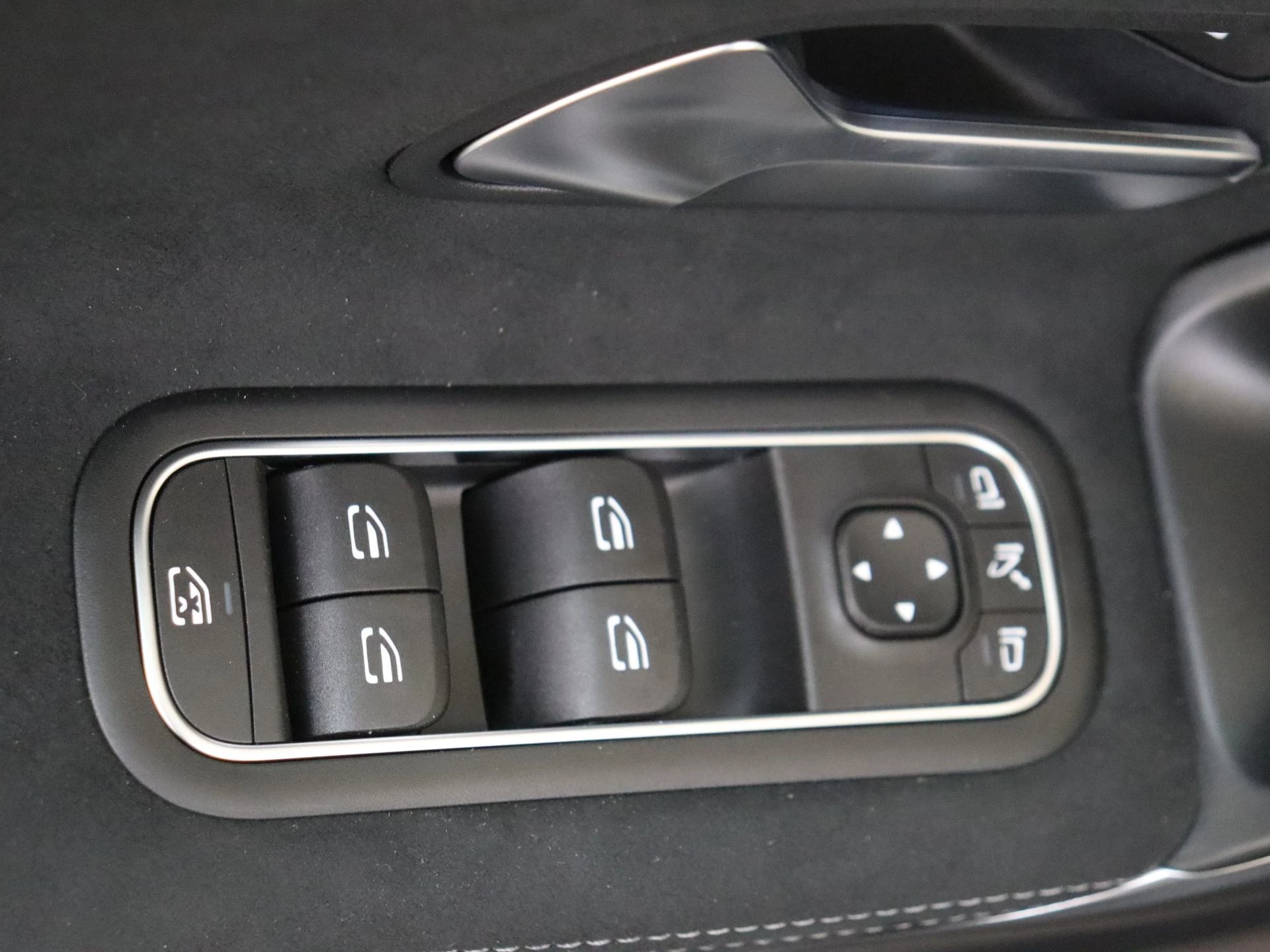 Mercedes-Benz-A-Klasse-image-26