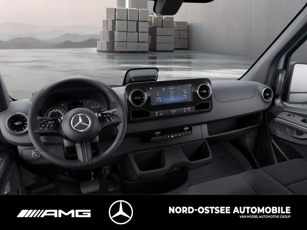 Mercedes-Benz-Sprinter-image-2