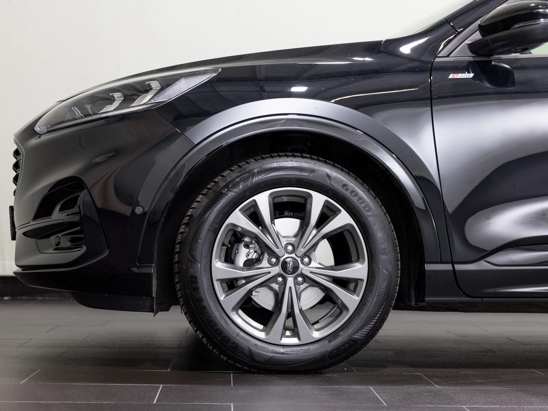 Ford-Kuga-image-4