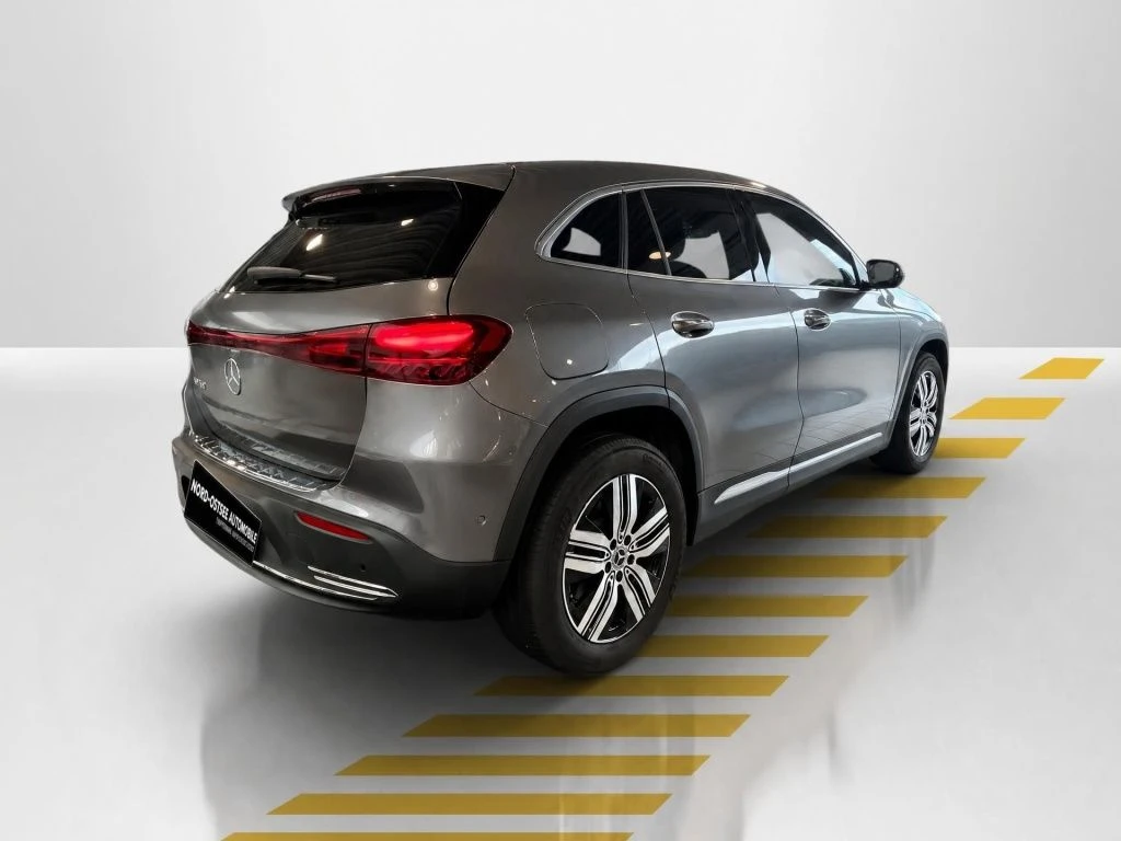Mercedes-Benz-EQA 250-image-14