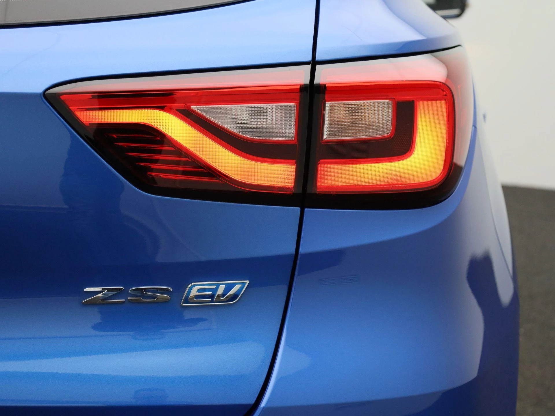 MG-ZS EV-image-41