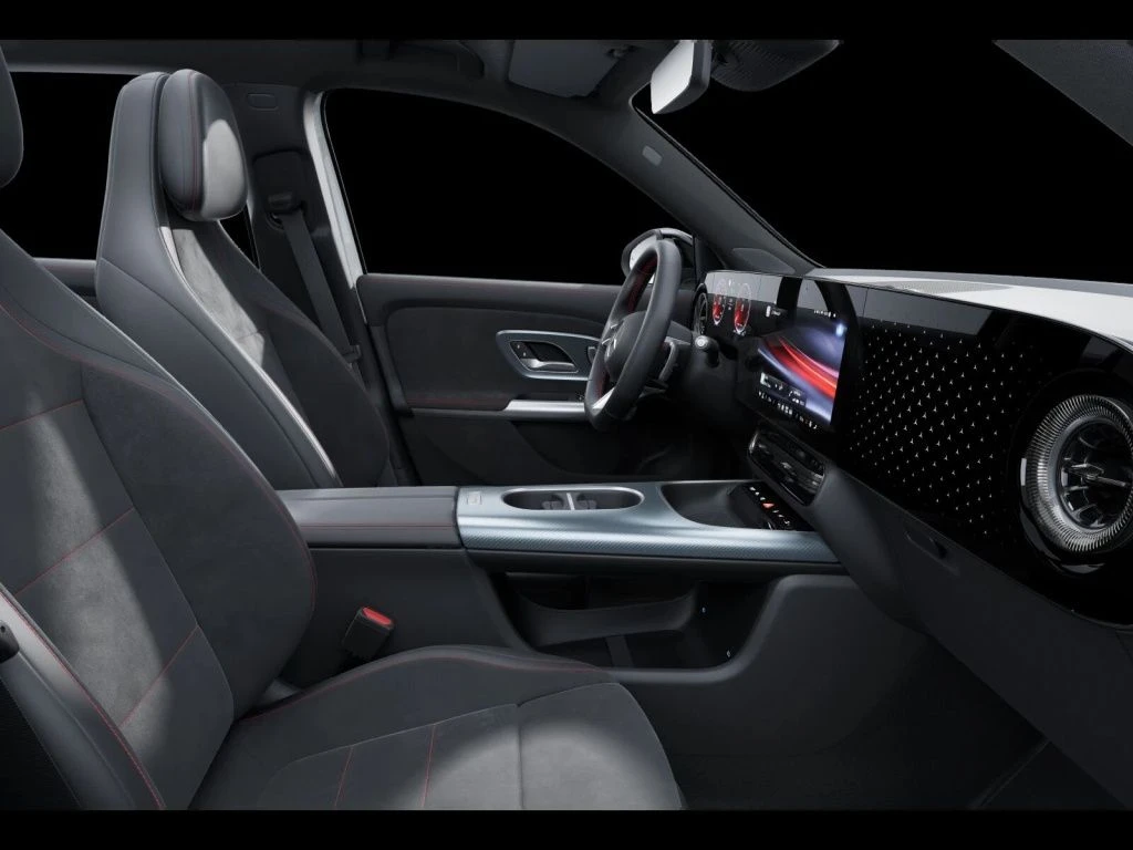 Mercedes-Benz-GLB 200-image-9