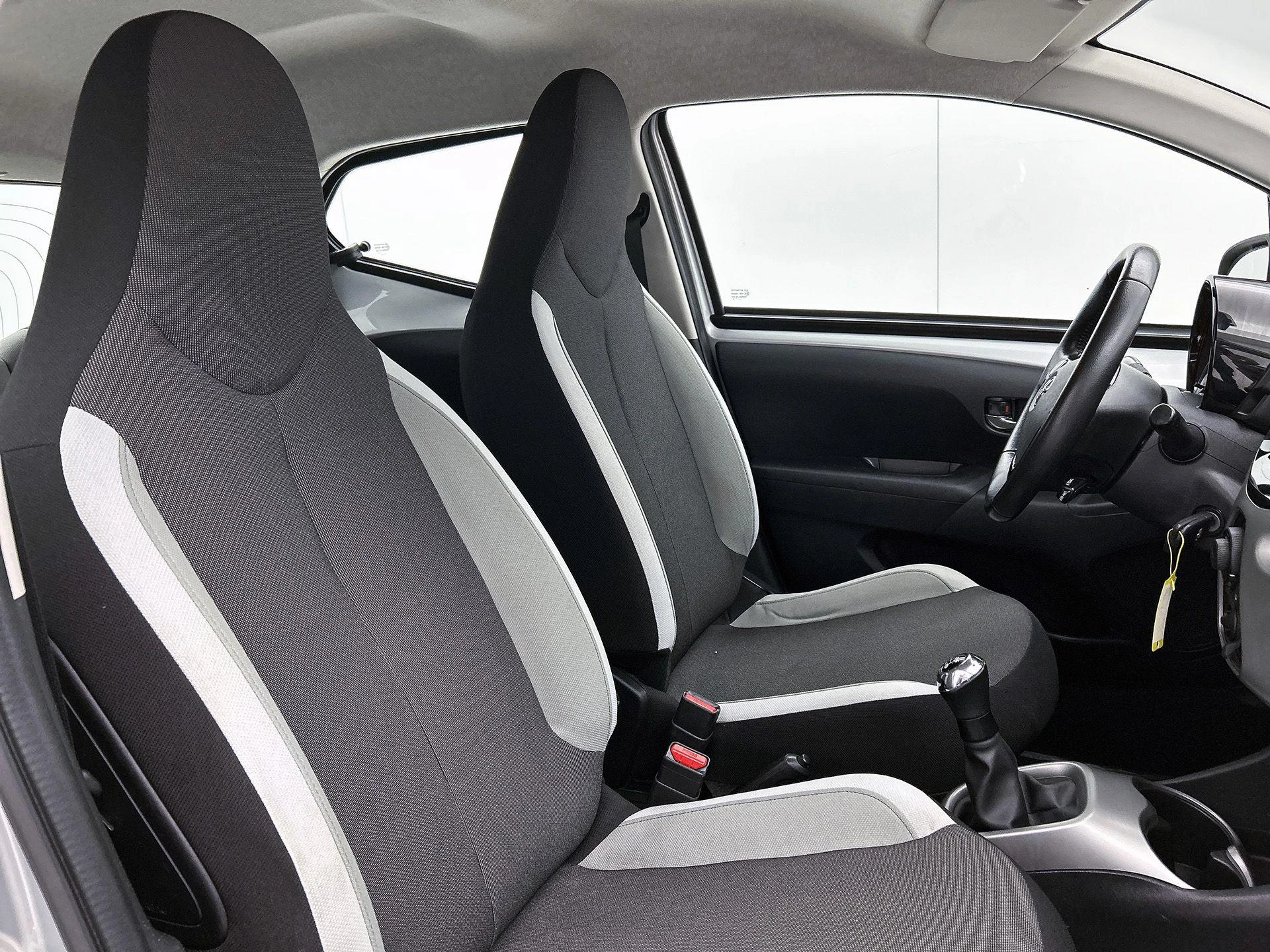 Toyota Aygo 1.0 VVT-i x-play