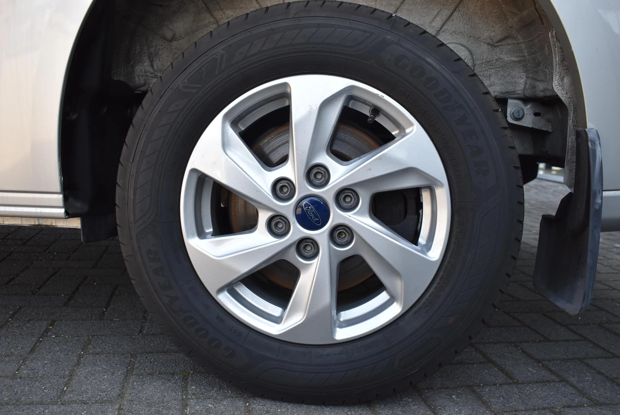 Ford-Transit Custom-image-7