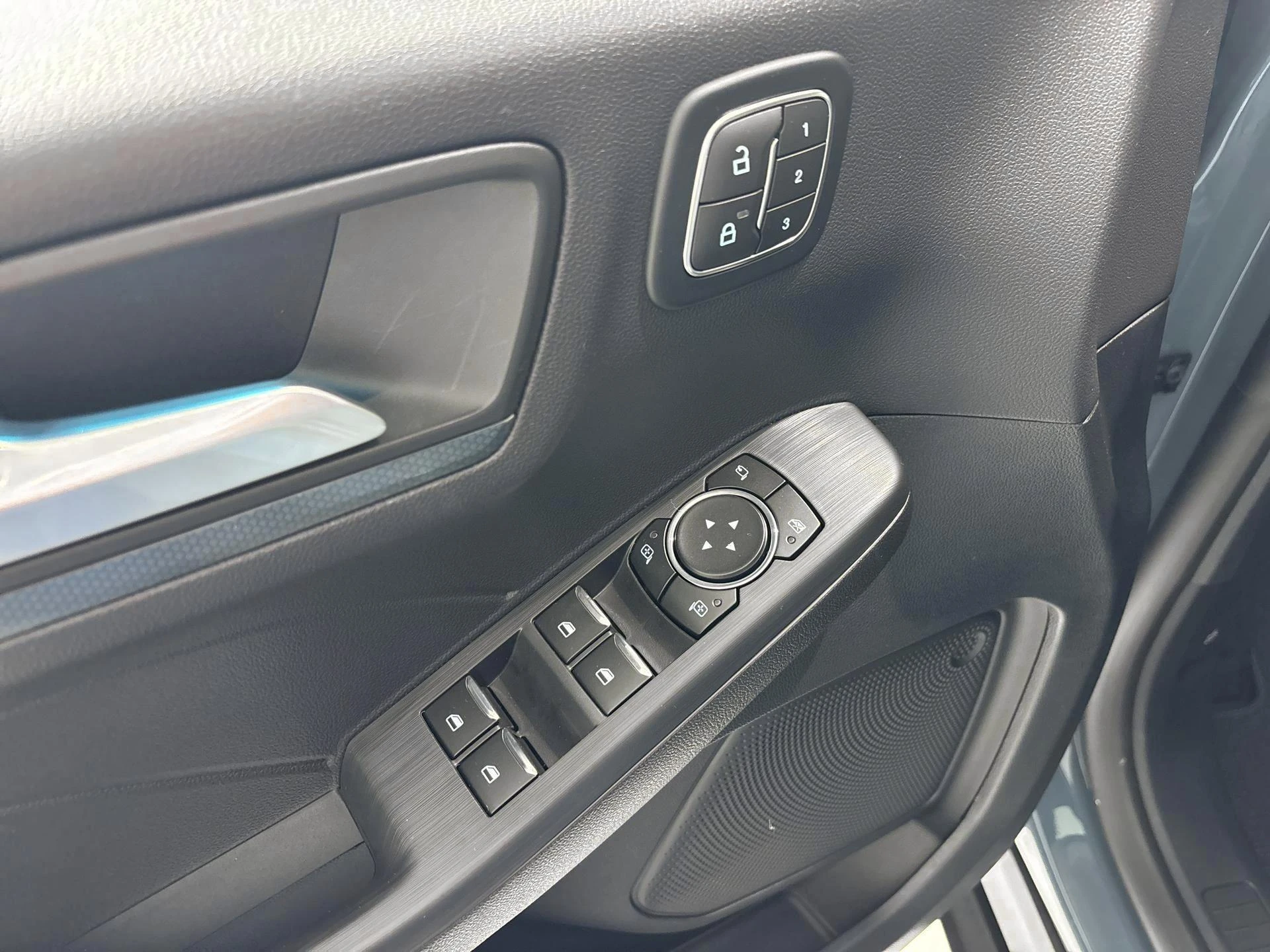 Ford-Kuga-image-17