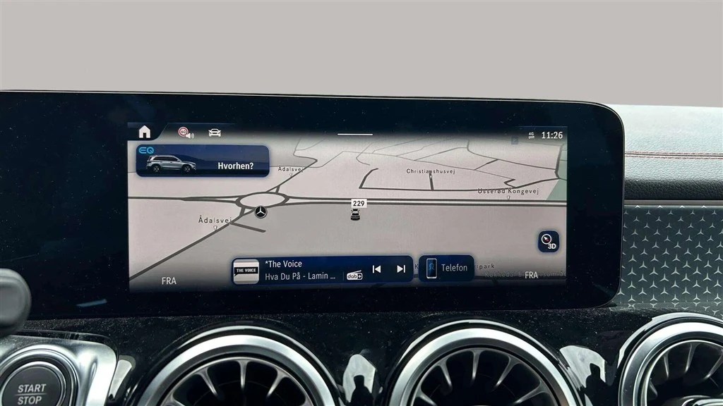 Mercedes-Benz-EQB-image-13