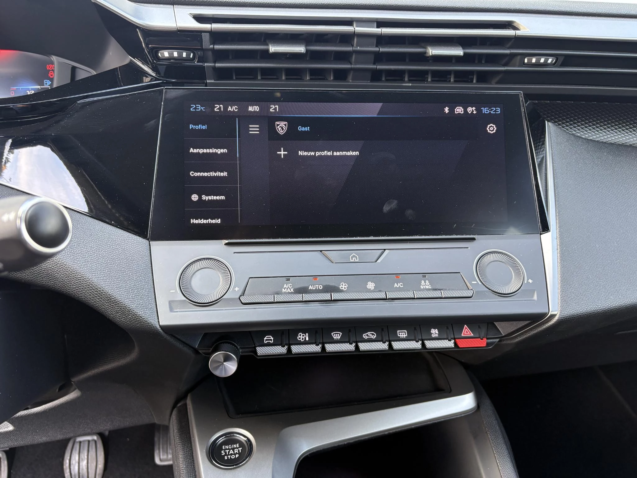Peugeot-308-image-12