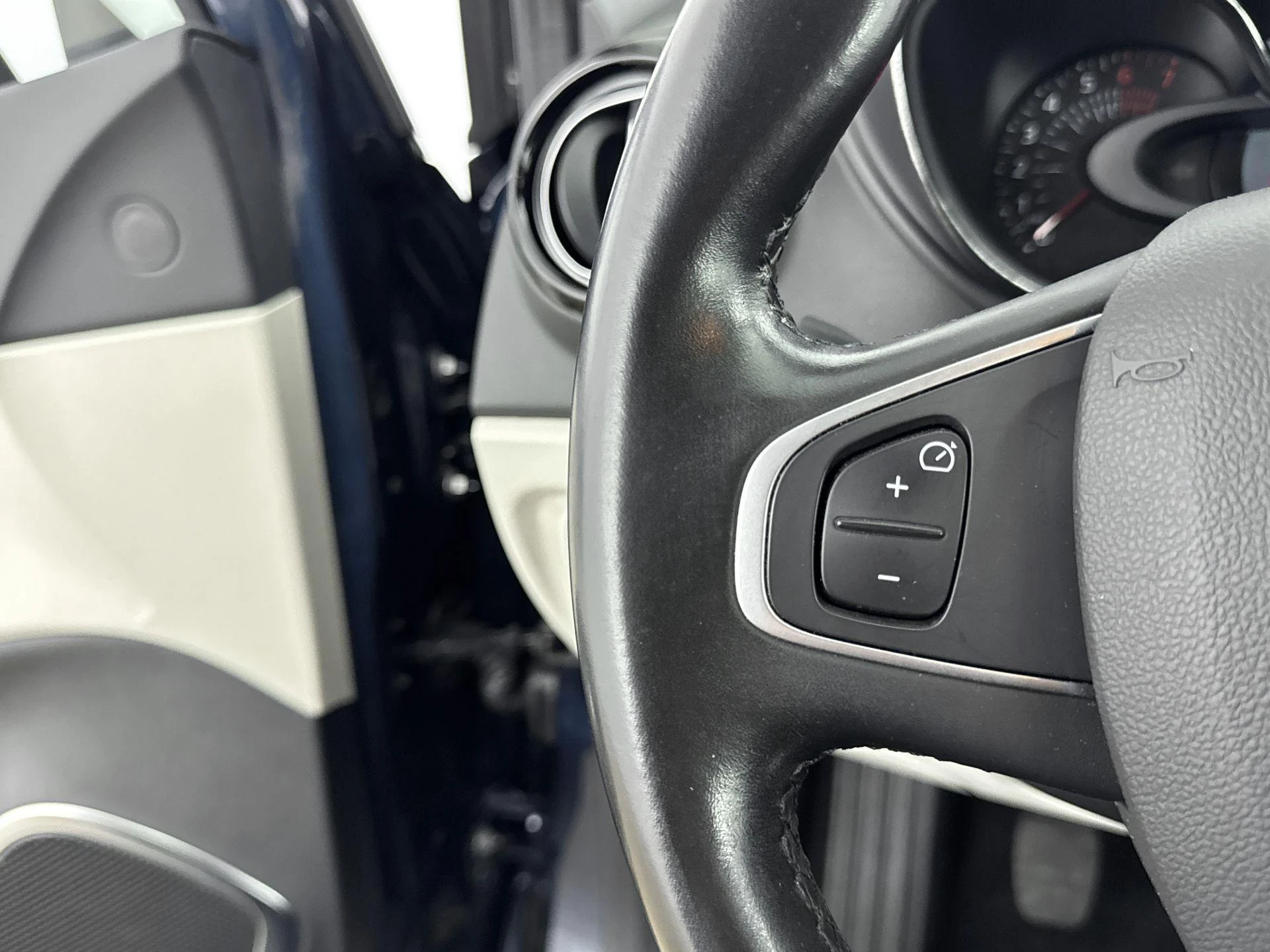 Renault-Captur-image-5