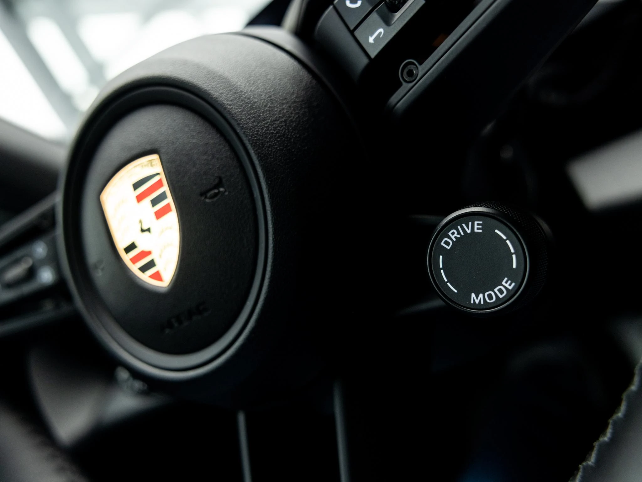 Porsche-Taycan-image-29