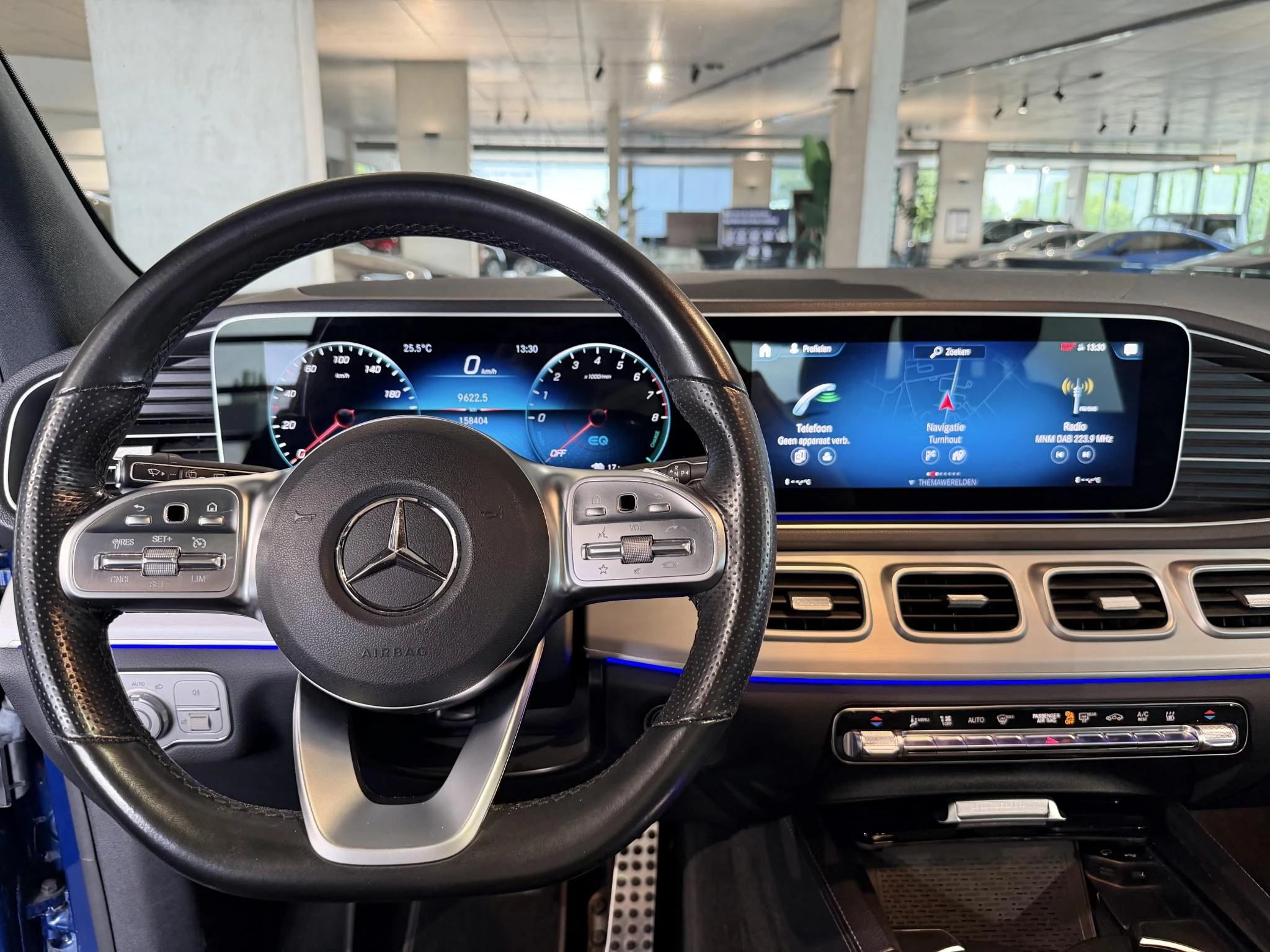 Mercedes-Benz-GLE-image-9