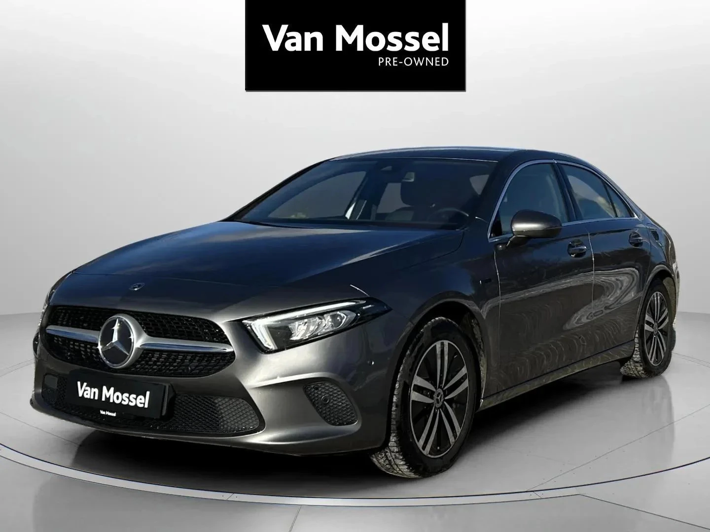 Mercedes-Benz-A-Klasse-image-0