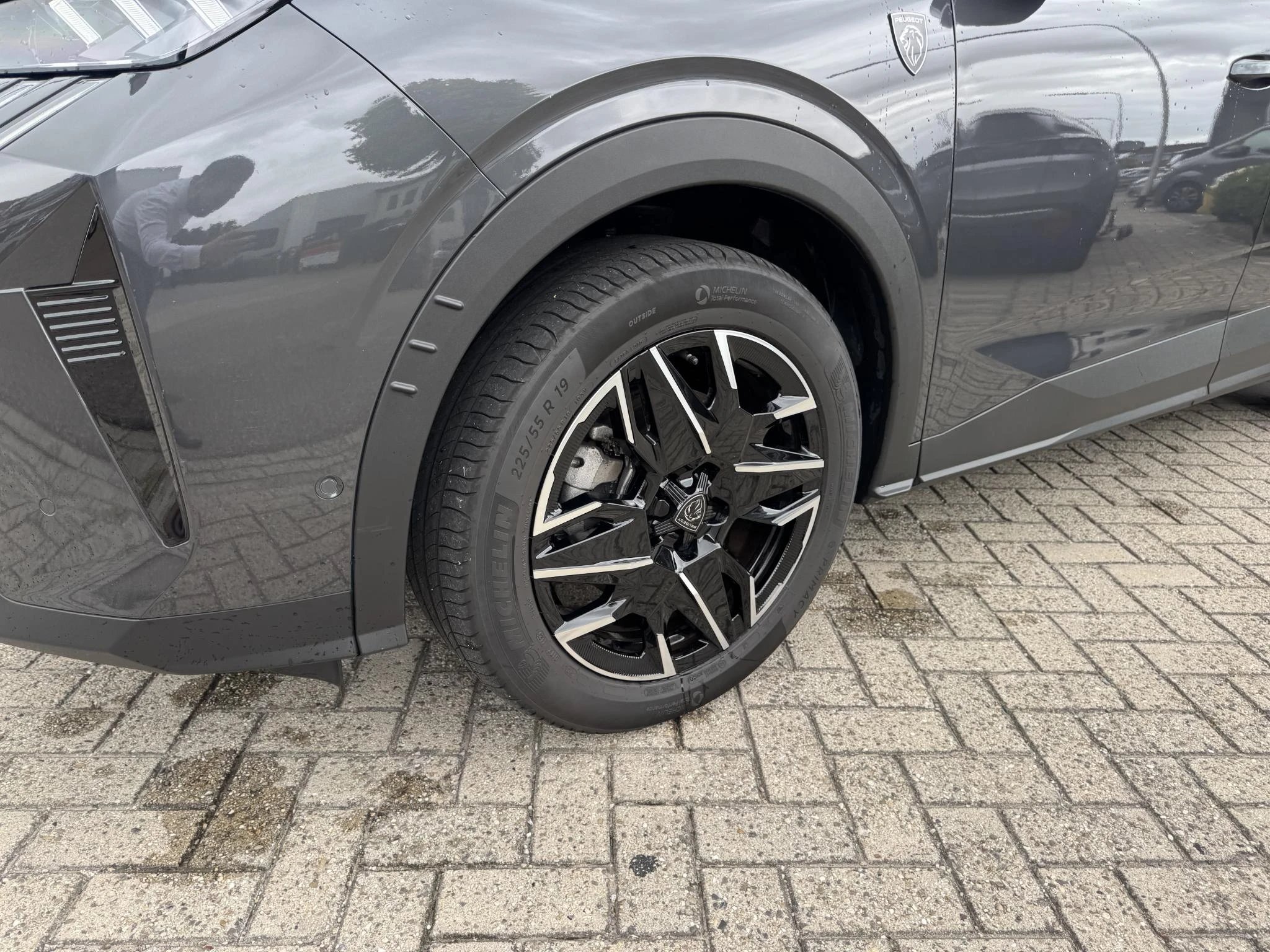 Peugeot-5008-image-9