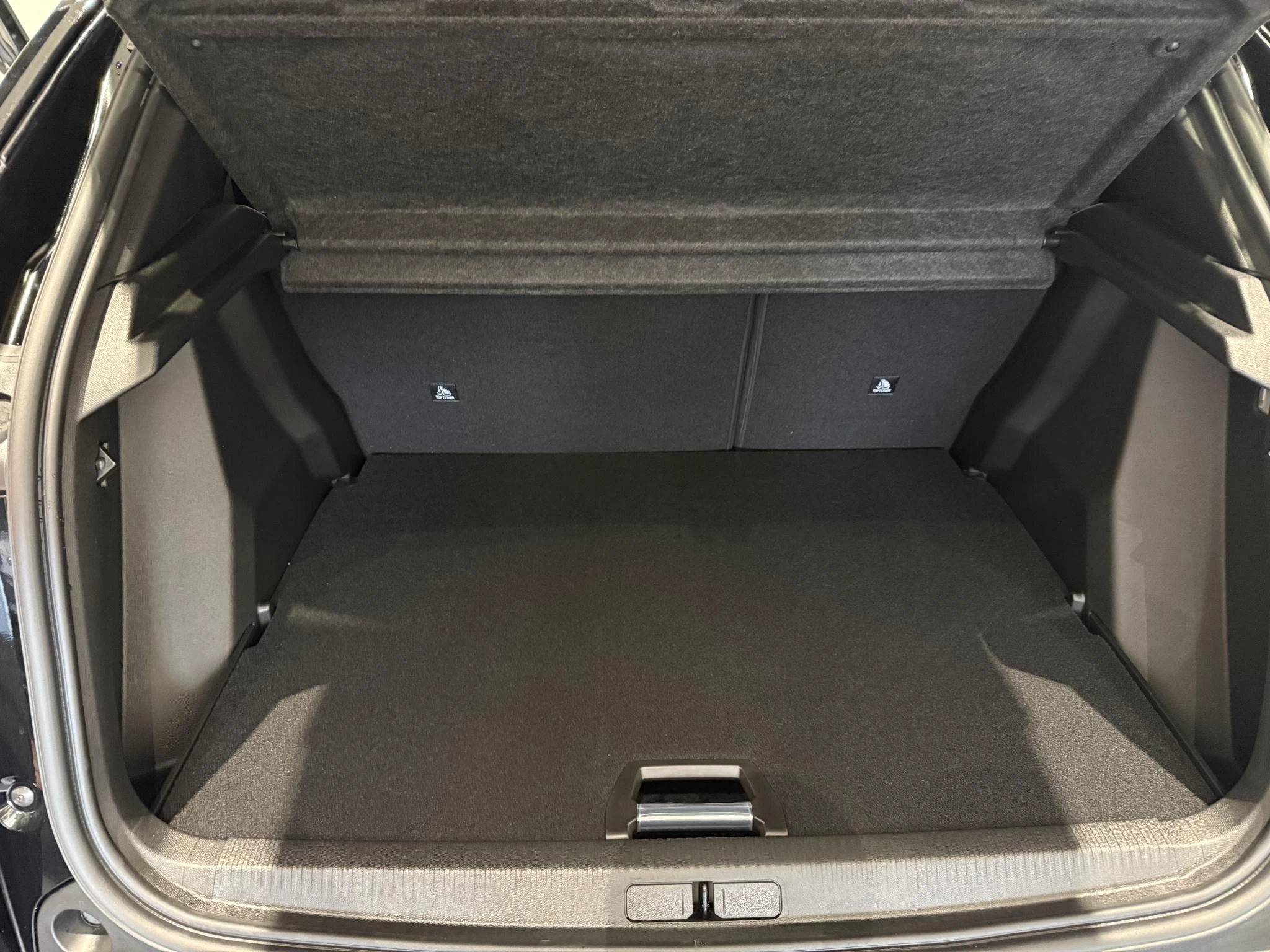 Peugeot-2008-image-9