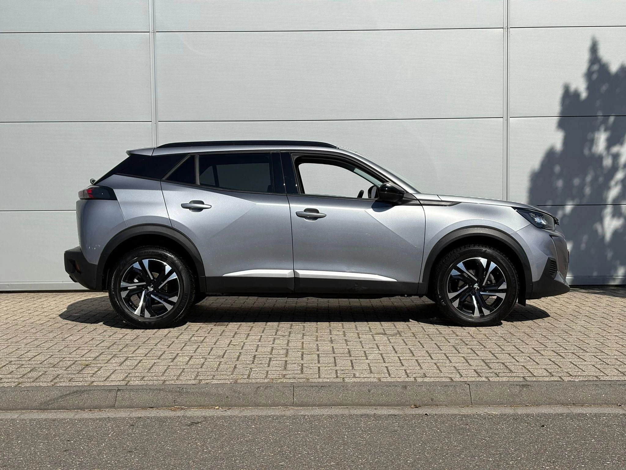 Peugeot-2008-image-6