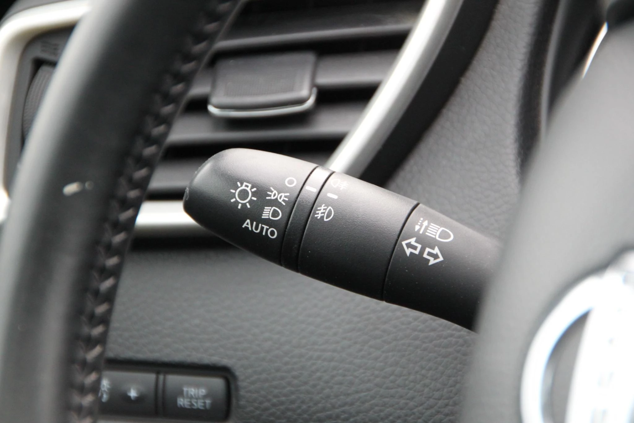 Nissan-QASHQAI-image-17