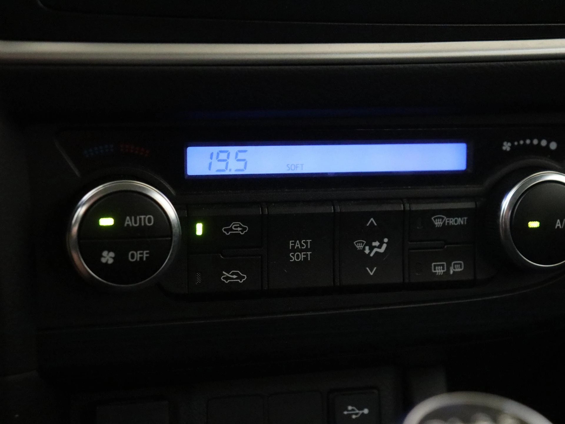 Toyota Auris 1.3 Now