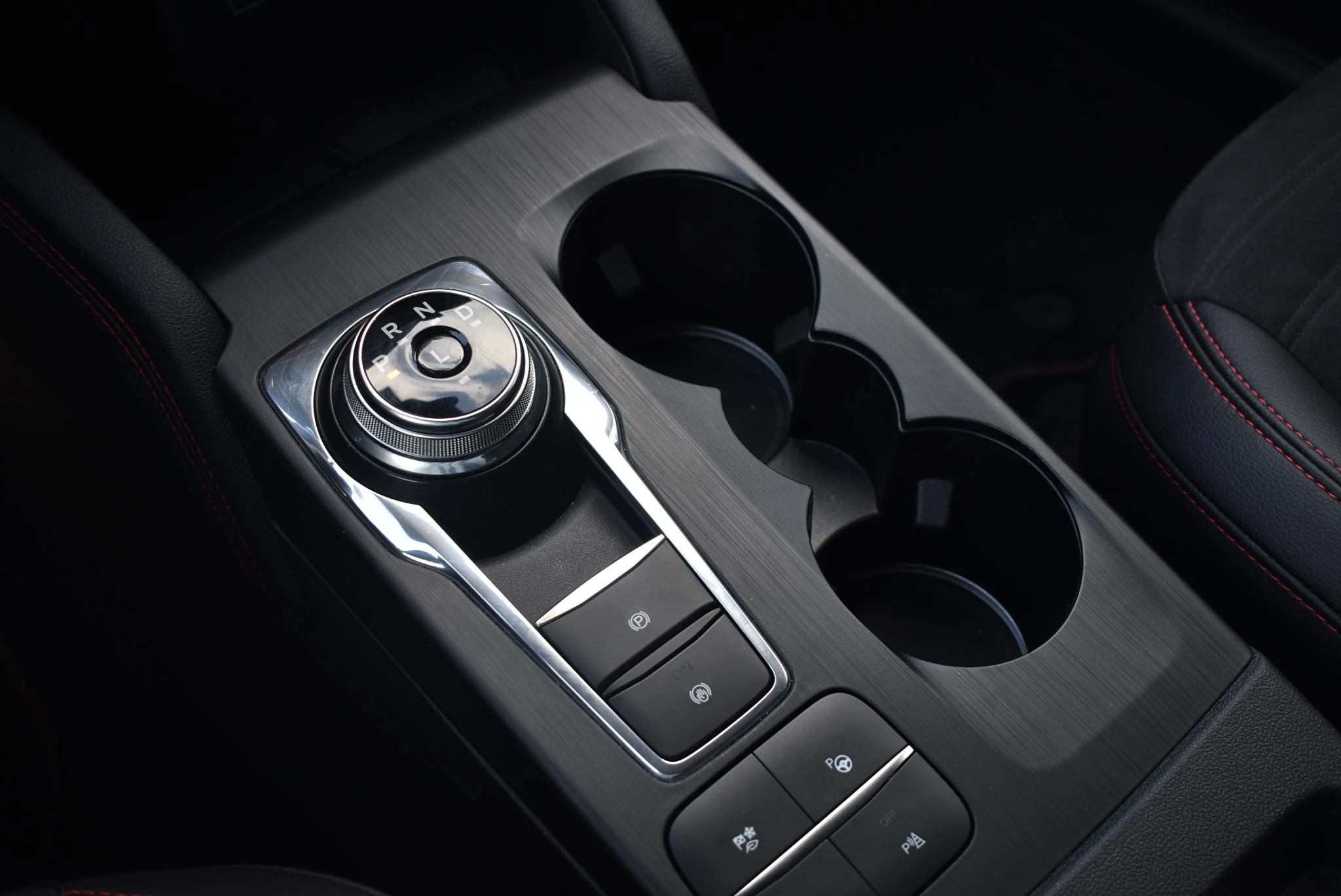 Ford-Kuga-image-30