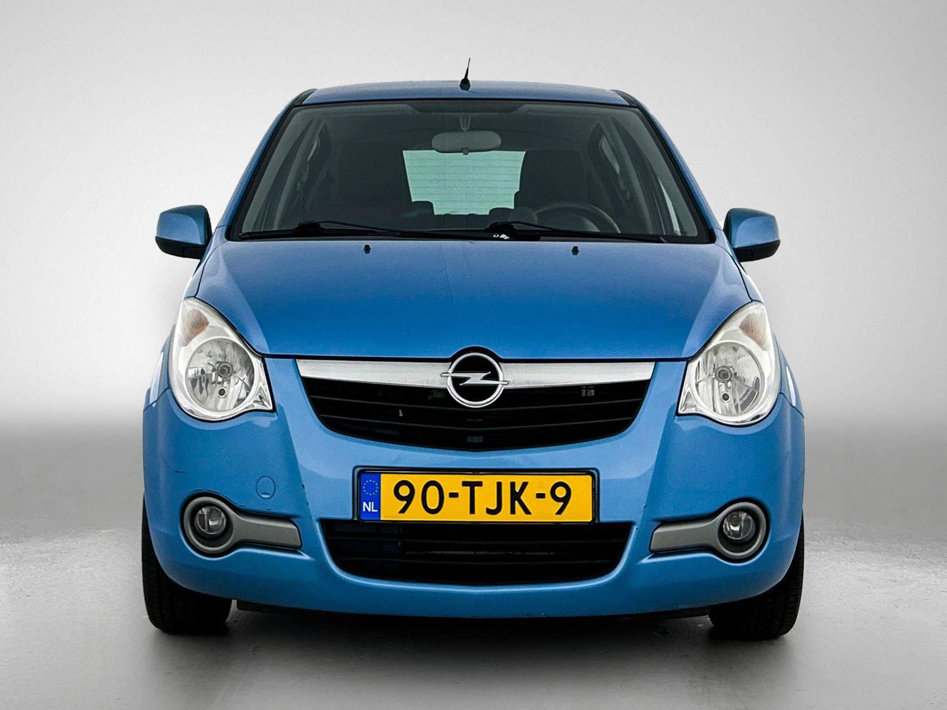 Opel-Agila-image-5