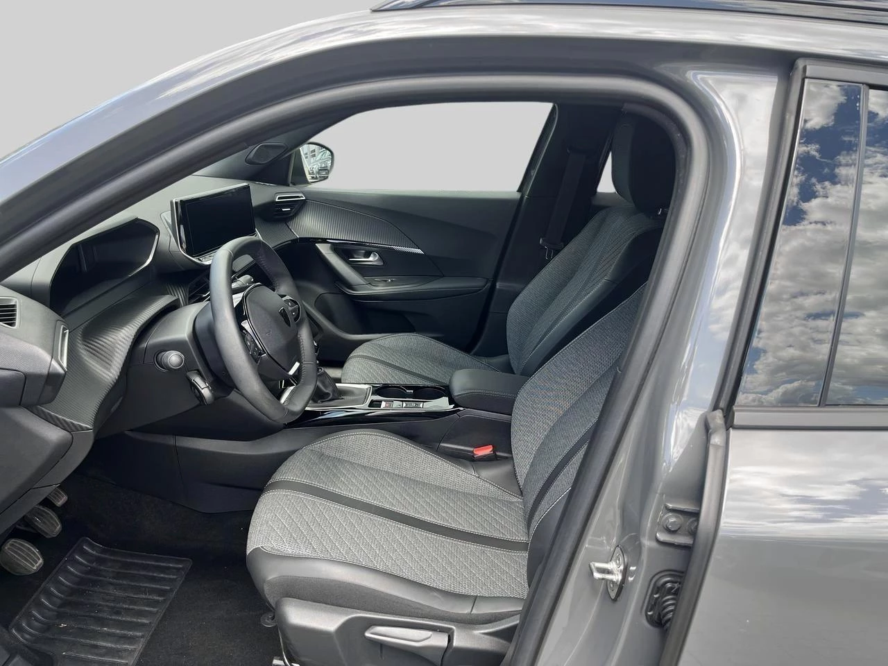 Peugeot 2008 1.2 PureTech 100 Allure