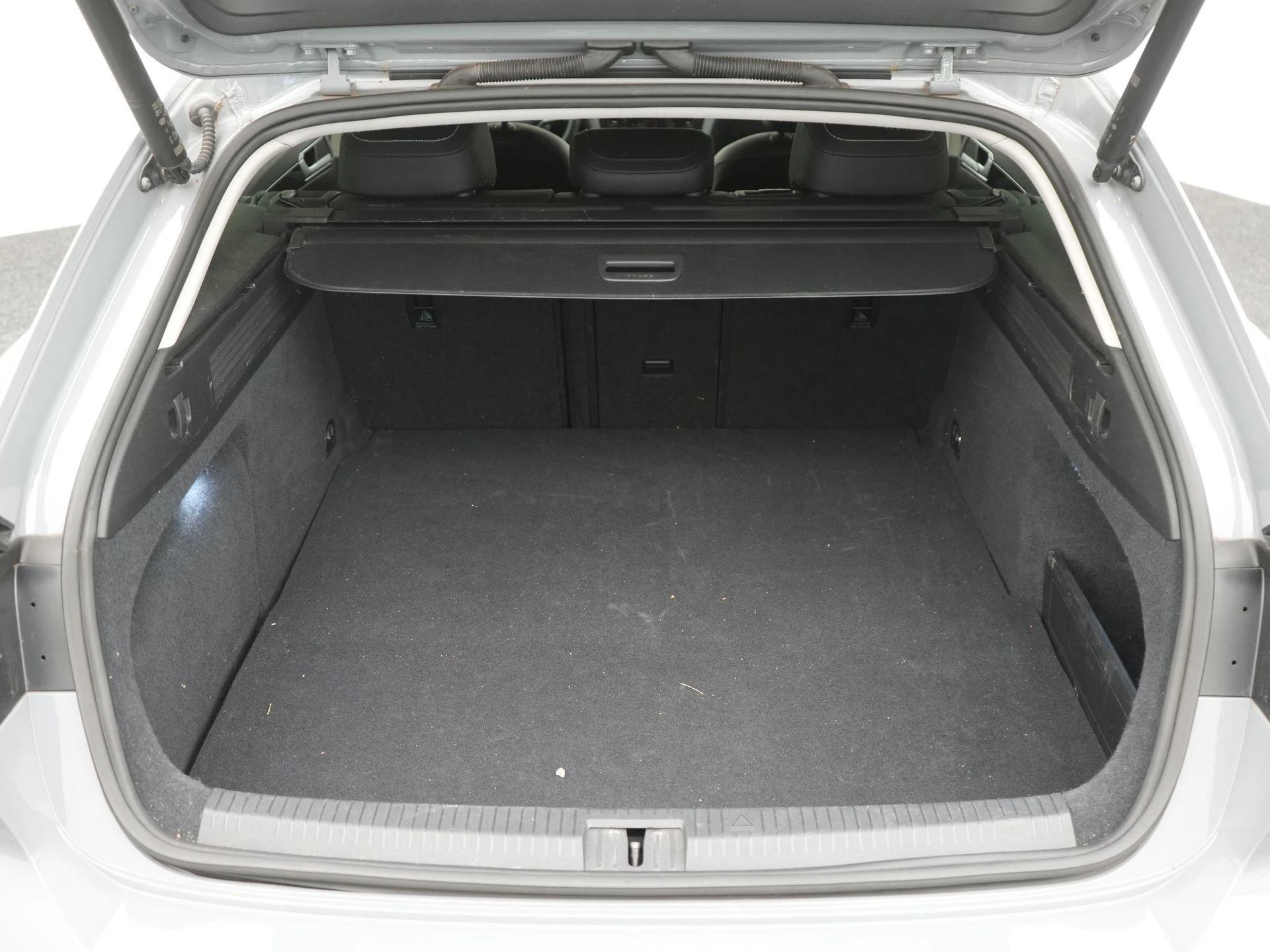 Volkswagen-Arteon-image-39