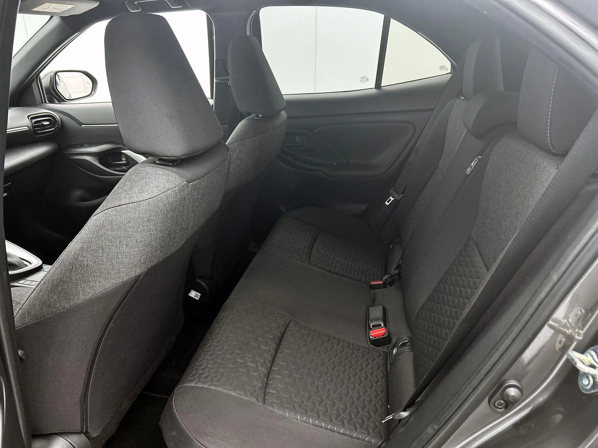Toyota-Yaris Cross-image-27