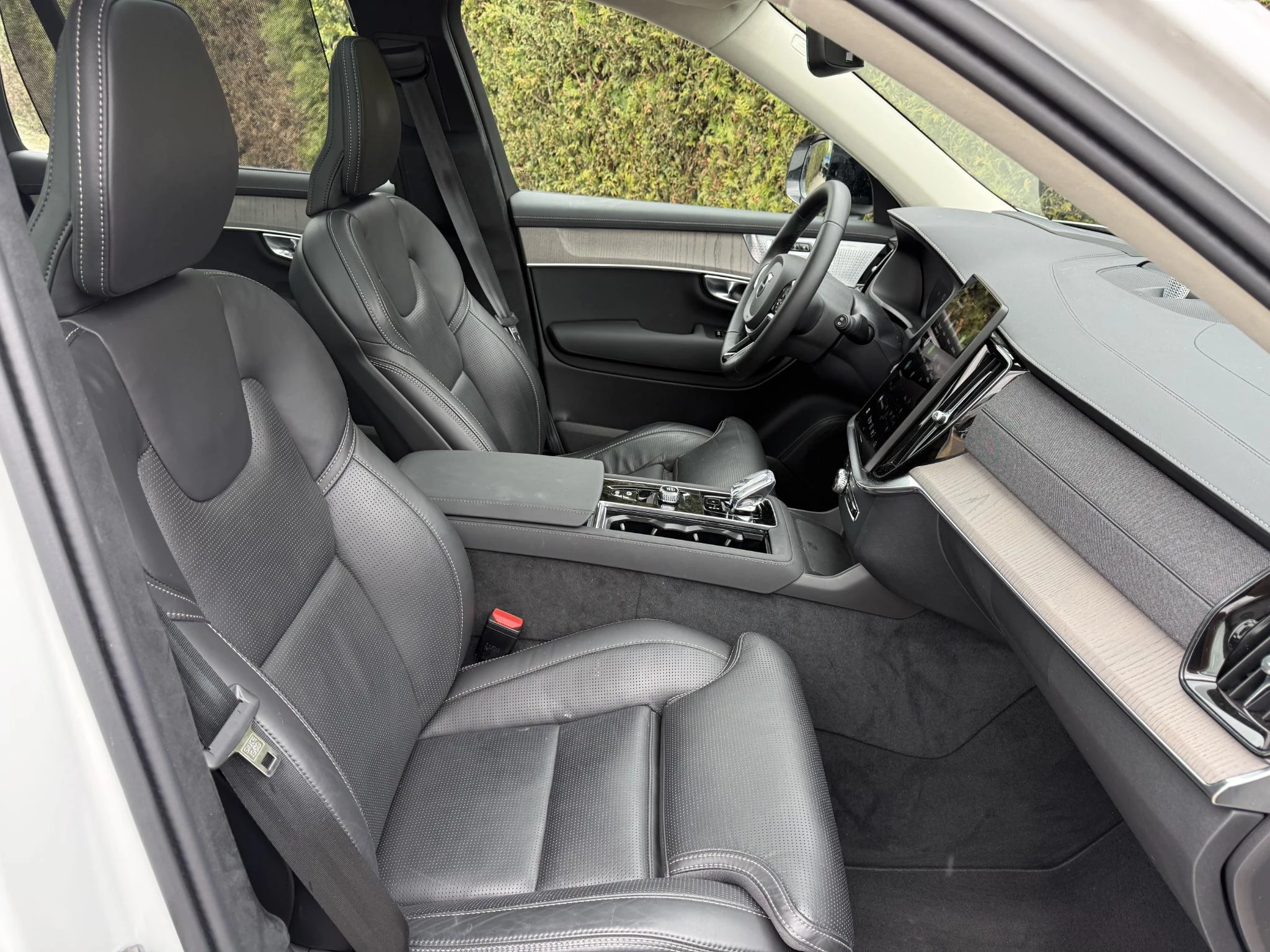 Volvo XC90 T8 Plug-in hybrid AWD Ultra Dark