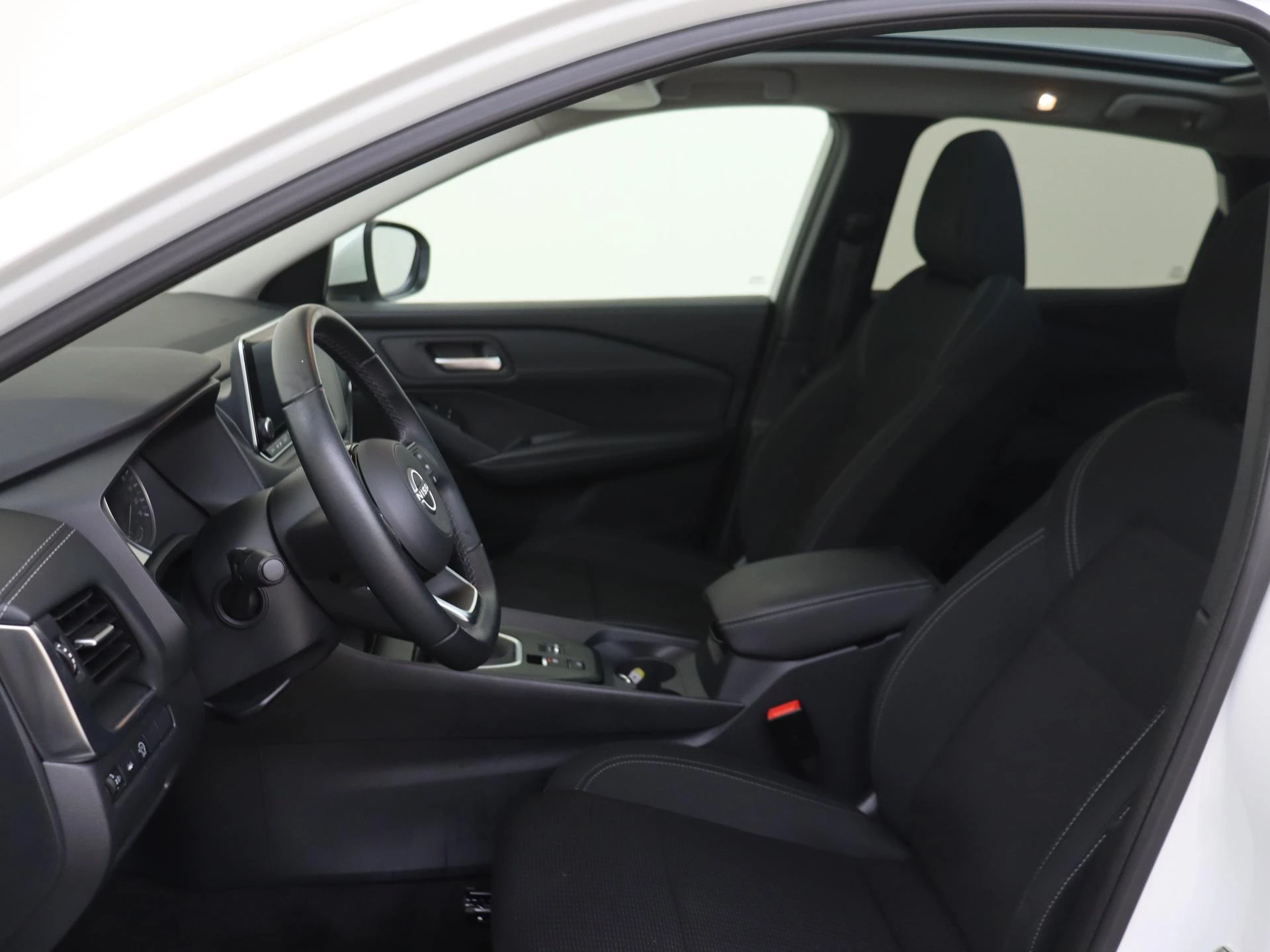 Nissan-QASHQAI-image-10