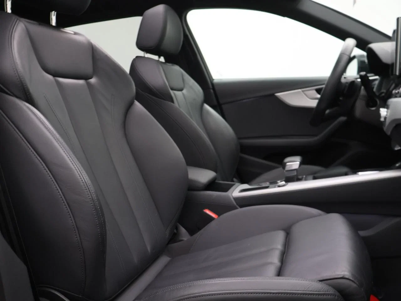 Audi-A4-image-26