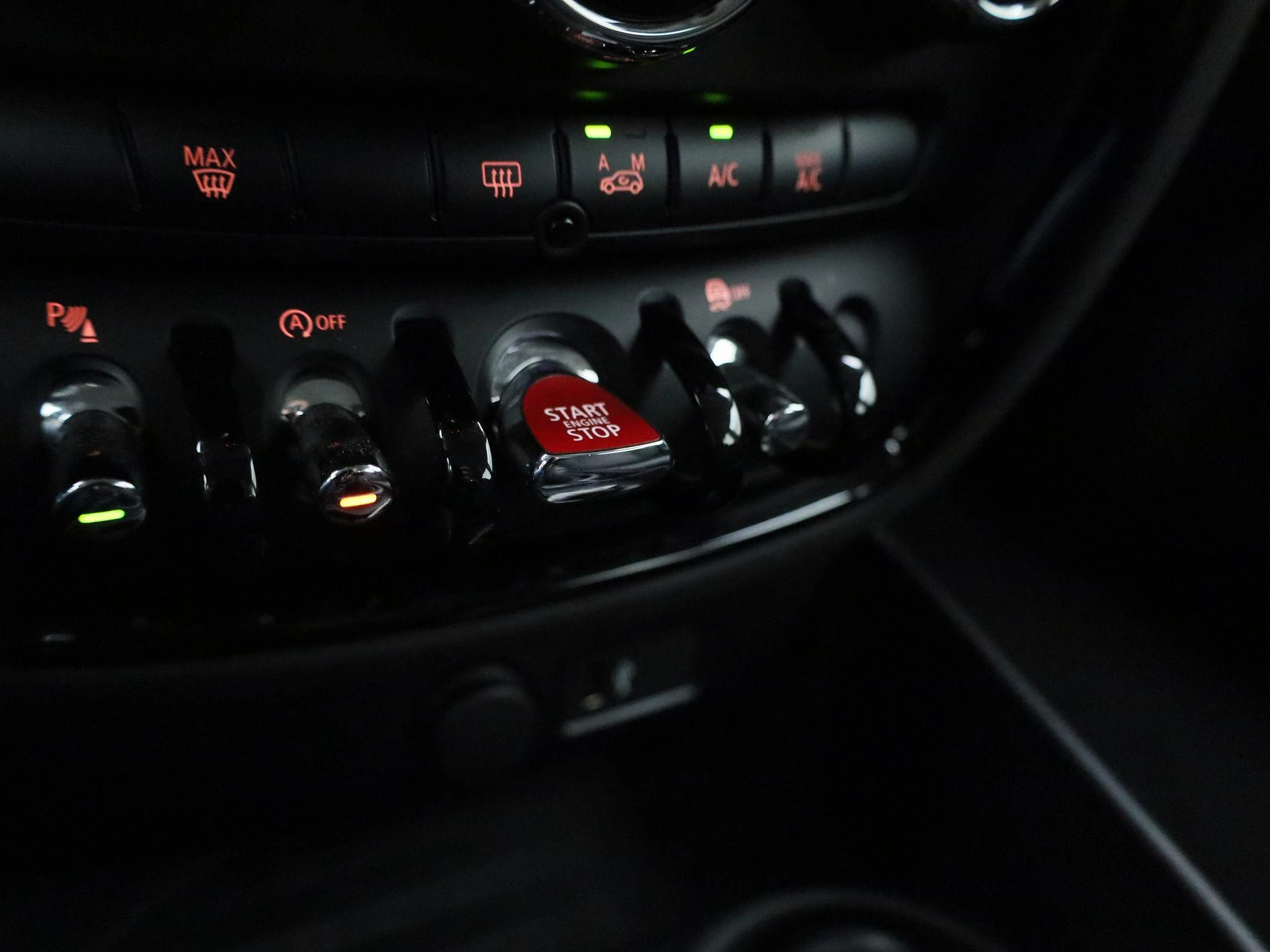 MINI Clubman Mini One D (85 kW)