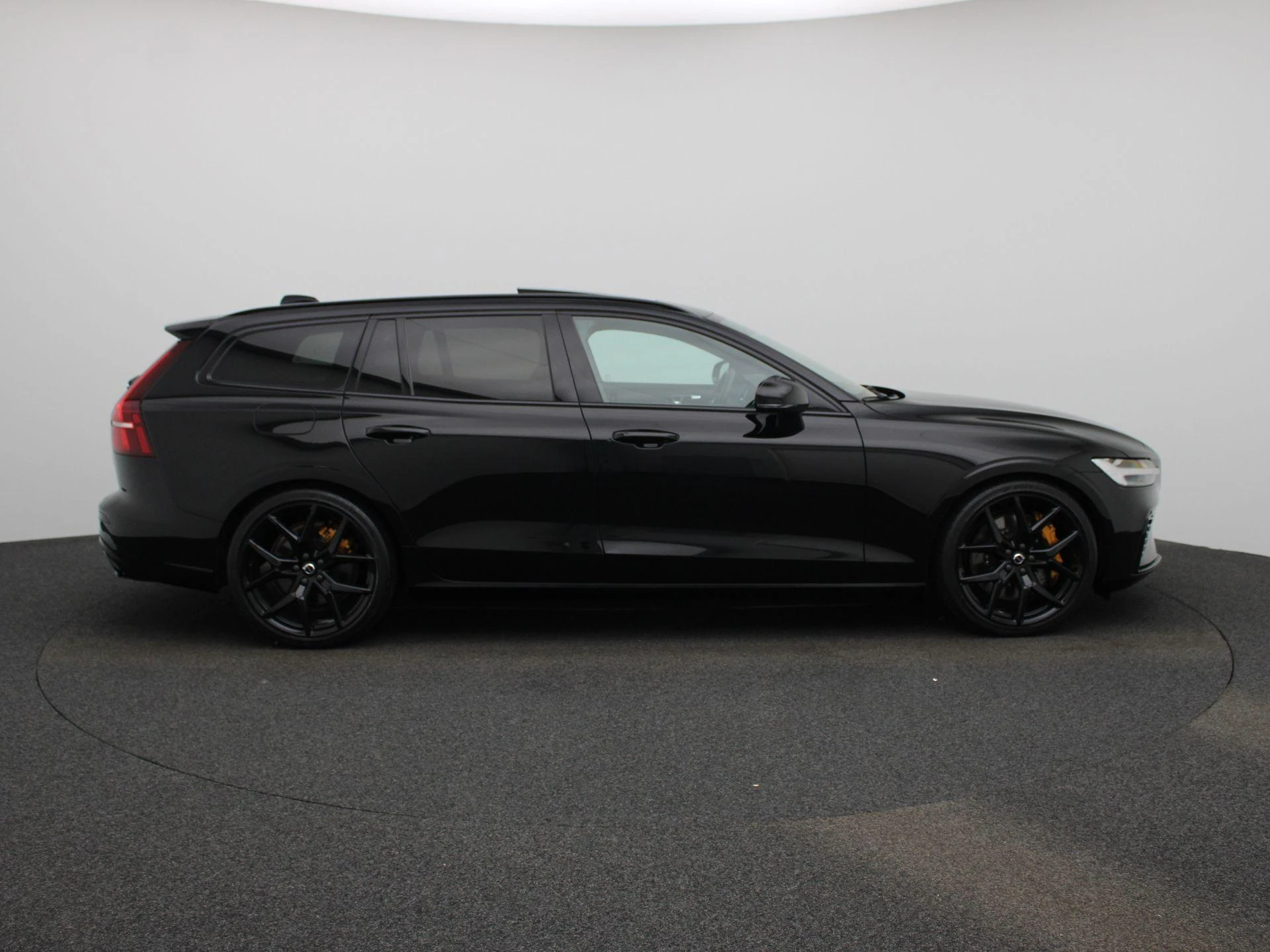 Volvo V60 2.0 T8 AWD Polestar Engineered