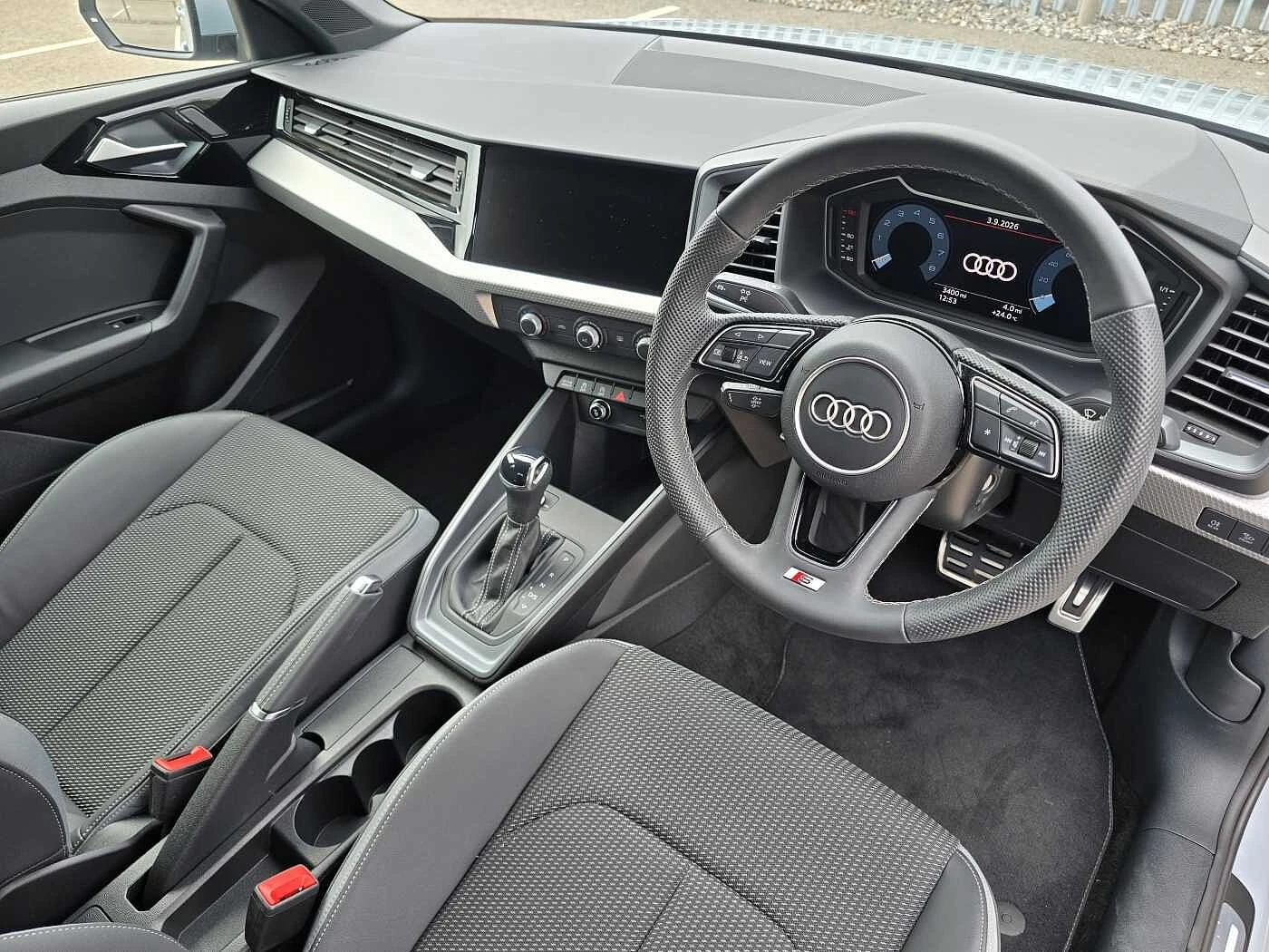 Audi-A1 Sportback-image-5