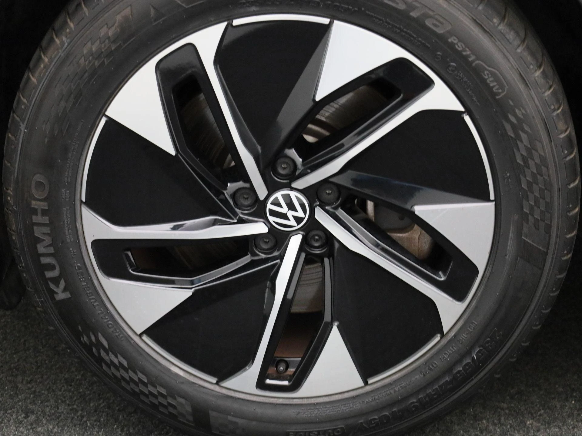 Volkswagen-ID.5-image-12