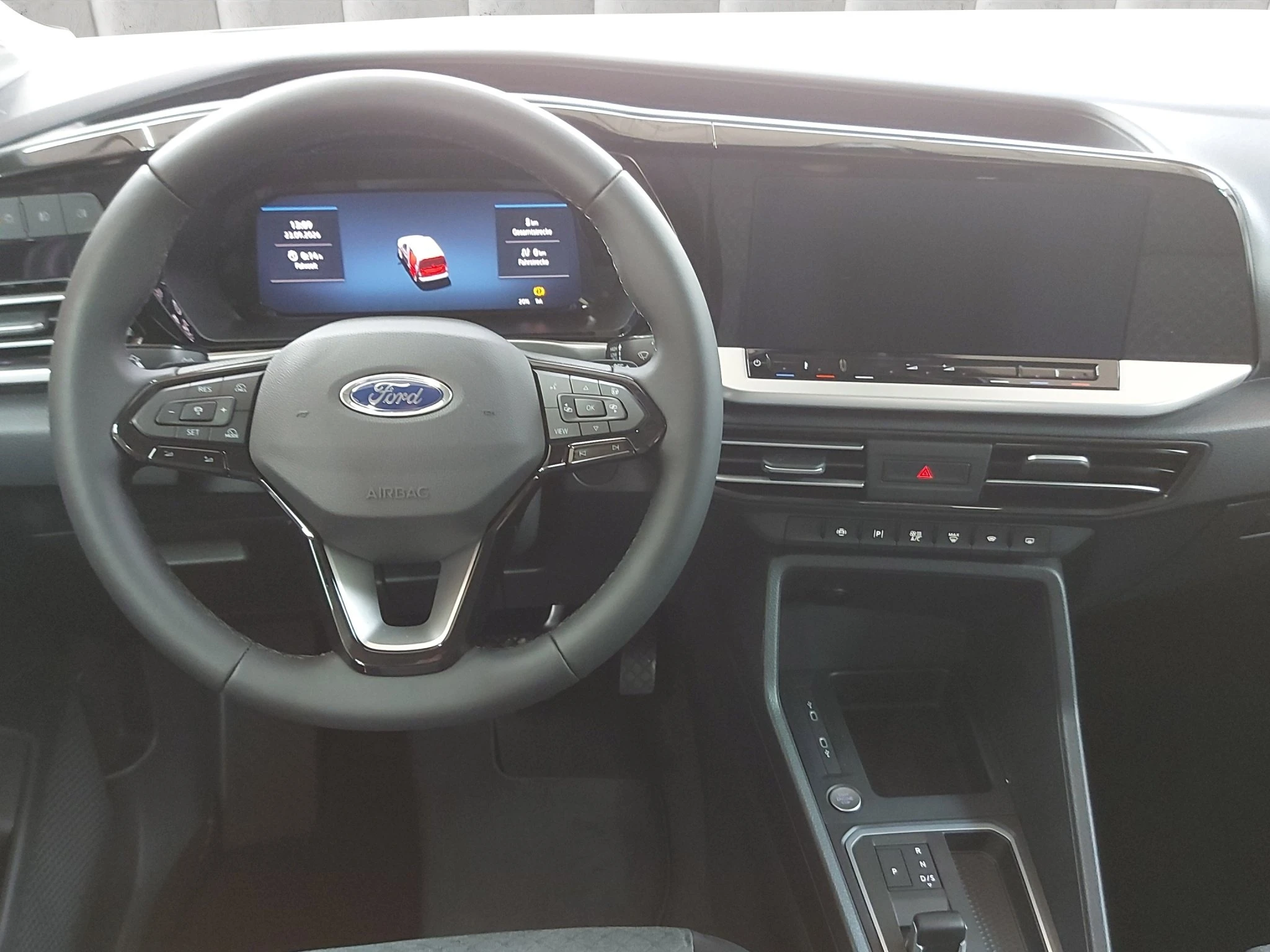 Ford-Tourneo Connect-image-11
