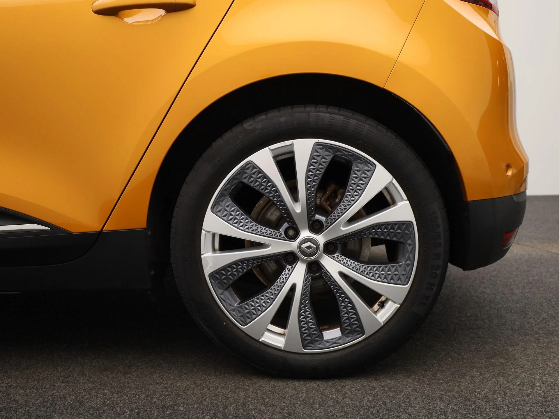 Renault-Scénic-image-12